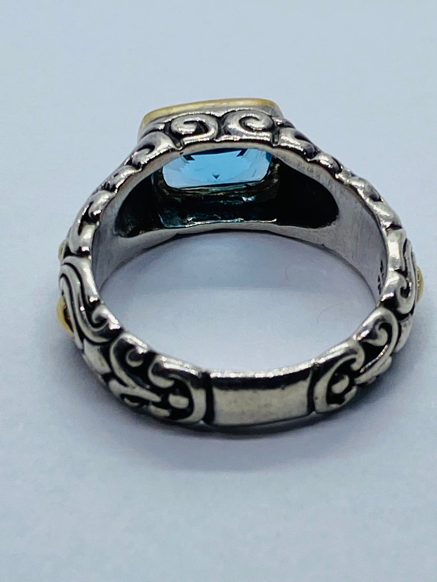 John Hardy Blue Topaz Sterling Silver 925 18K Yellow Gold Ring Size 6