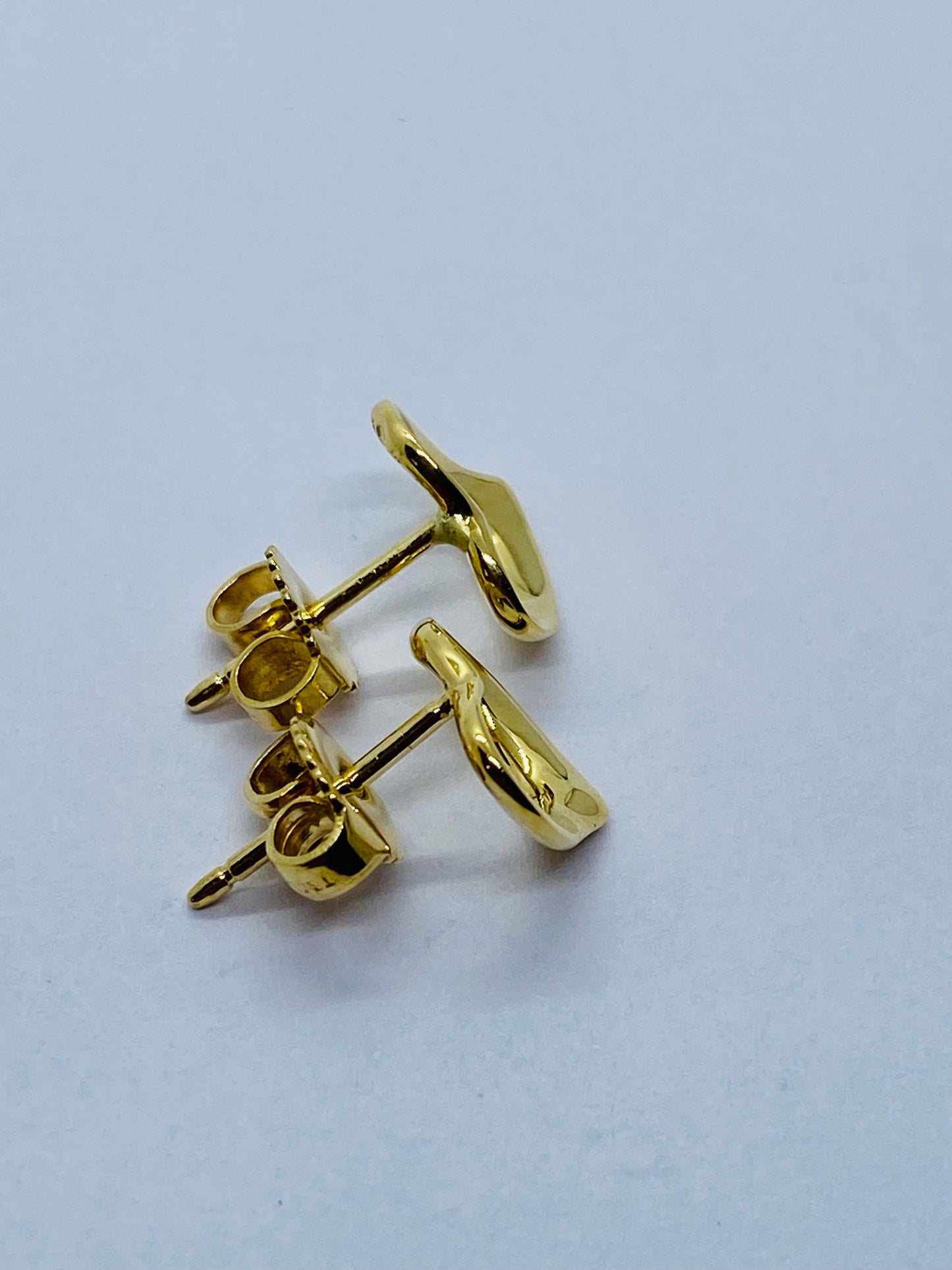 Tiffany & Co. Elsa Peretti 18K Yellow Gold Open Heart Stud Earrings READ