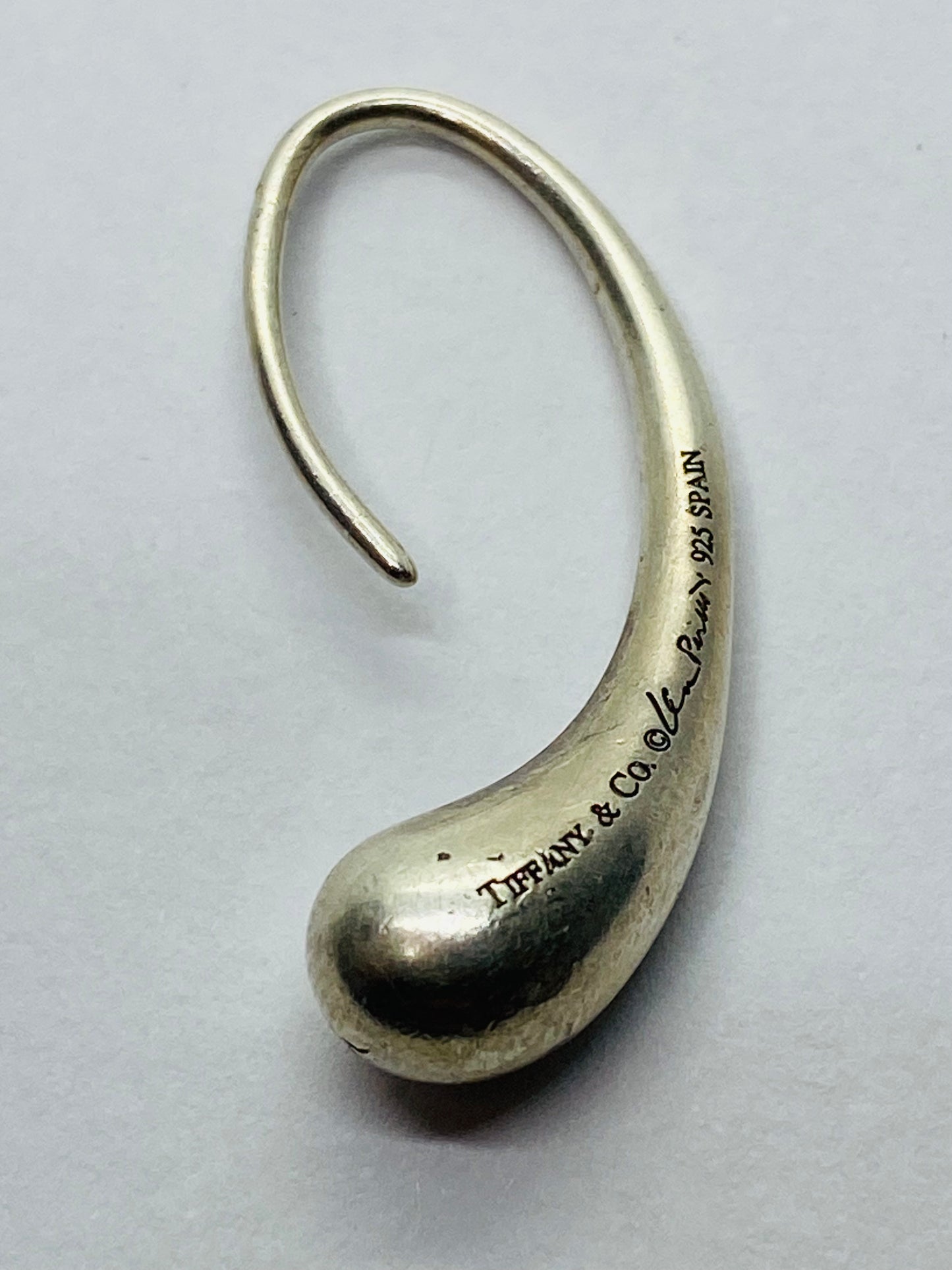 Tiffany & Co. Elsa Peretti Teardrop Hook Dangle Earrings Made in Spain SINGLE