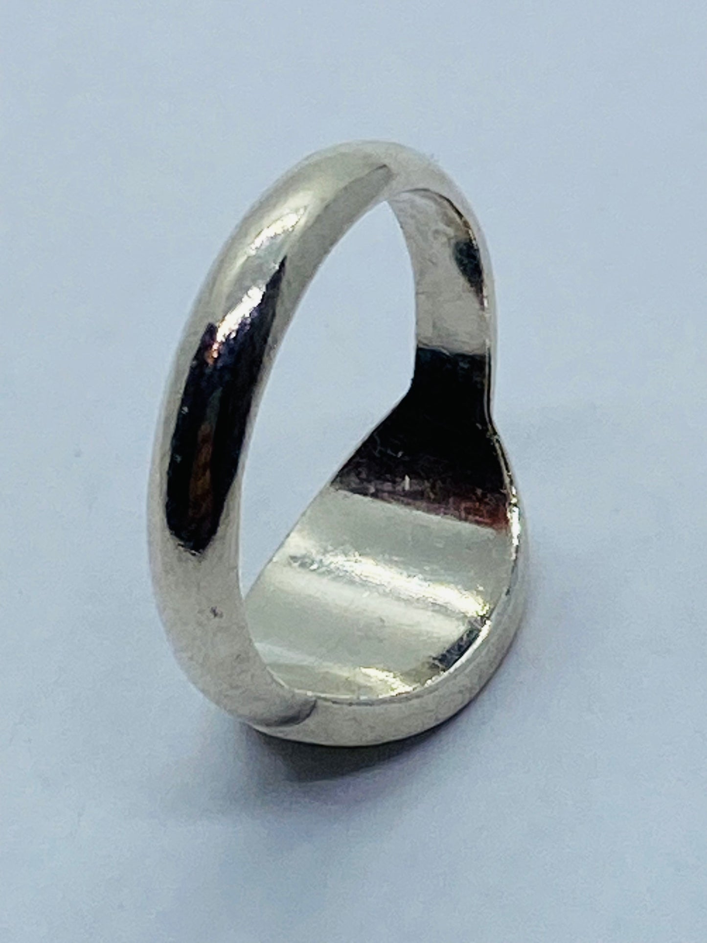 Please Return To Tiffany & Co Sterling Silver Oval Signet Band Ring & Pouch 6.5