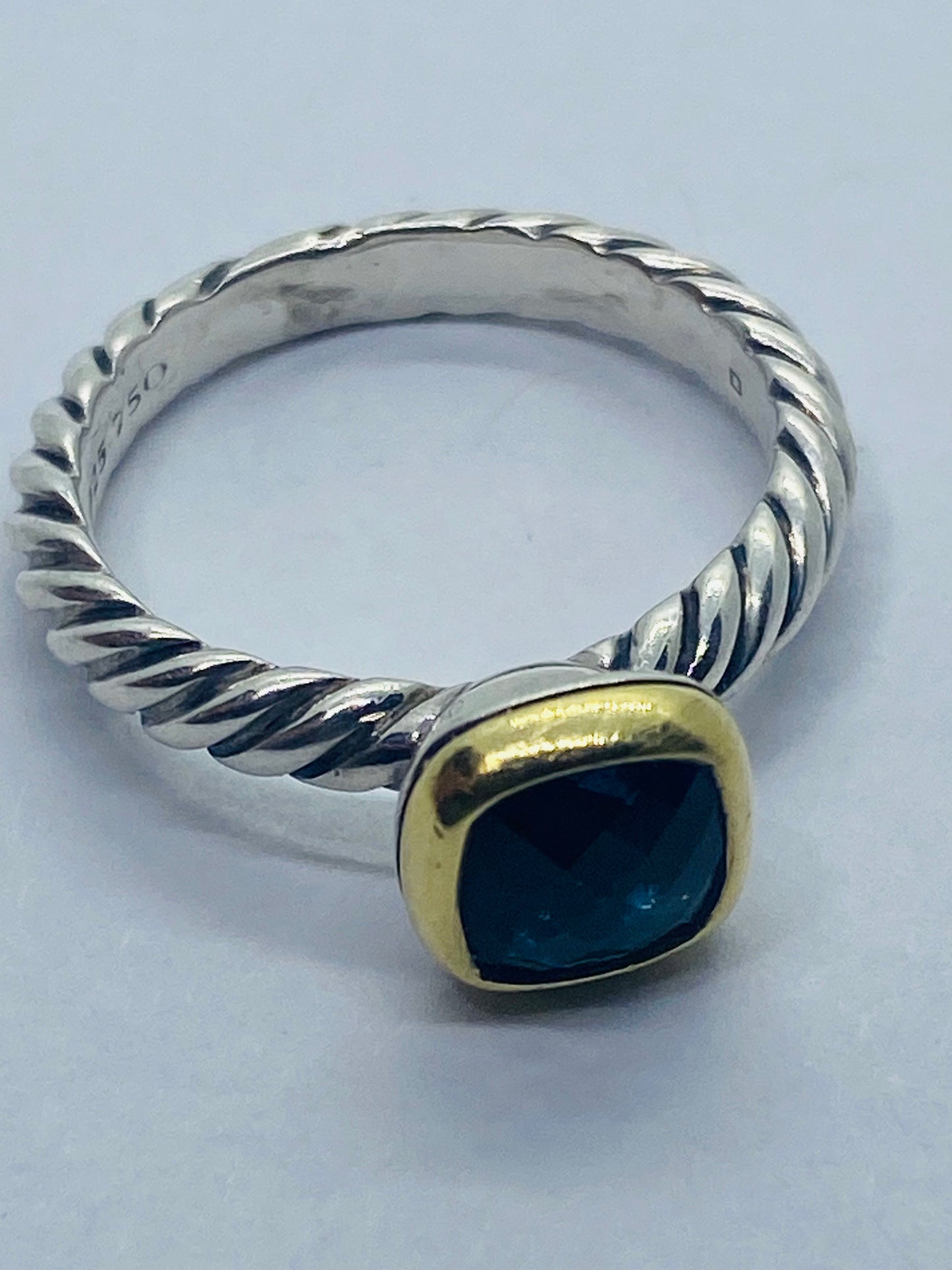DAVID YURMAN STERLING SILVER 18K GOLD NOBLESSE HAMPTON BLUE RING SIZE 4.75
