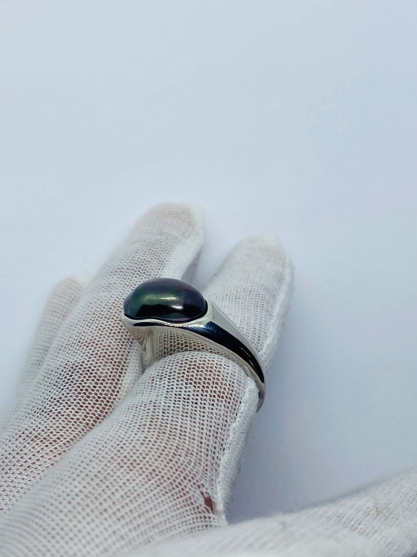 TIFFANY & CO ELSA PERETTI DARK GREY PEARL PLATINUM, Size 6, 23 Grams RARE 80’s