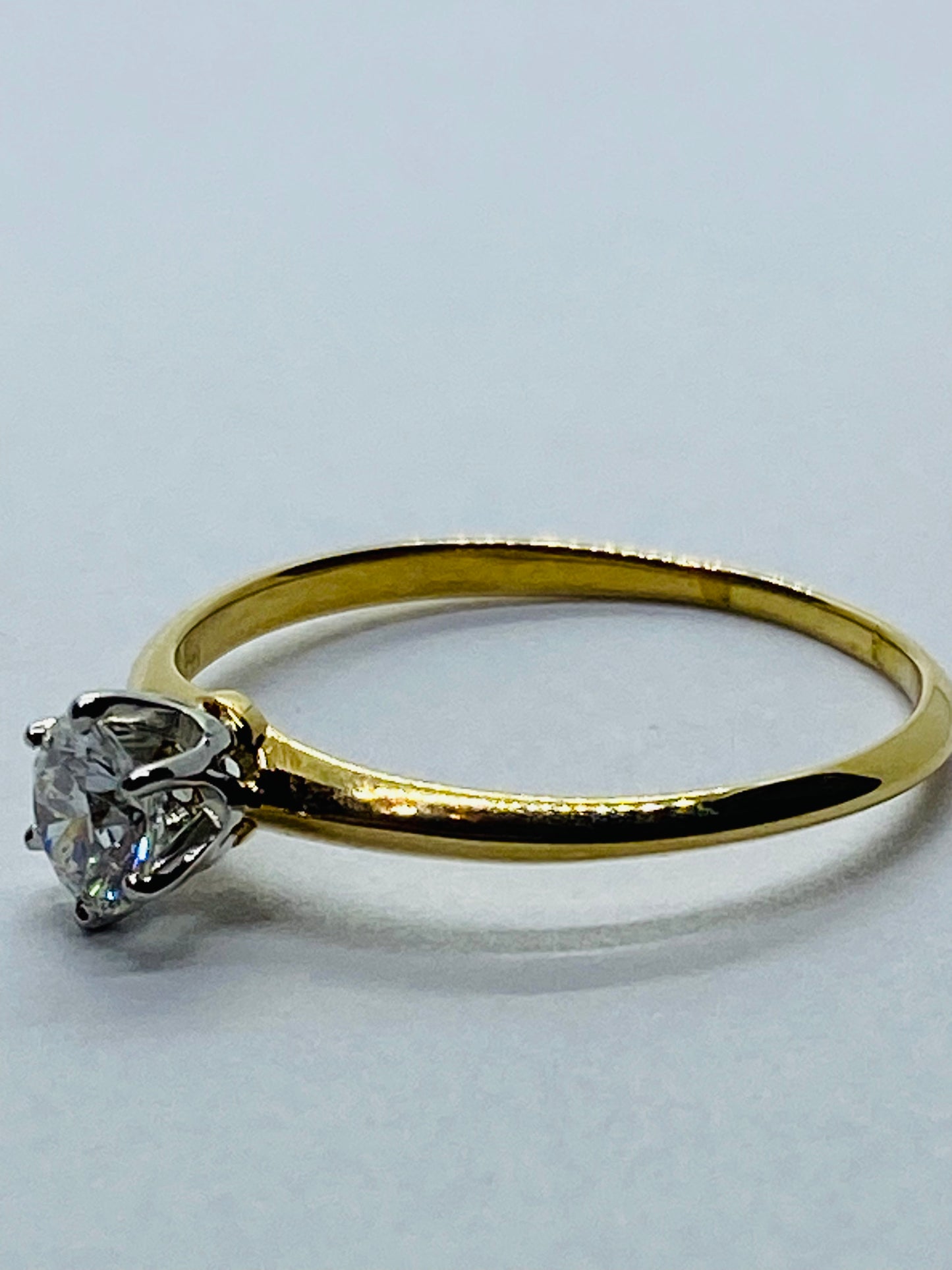 Tiffany & Co 18k Platinum .30 TCW Diamond VS1 Solitaire Engagement Ring 5.75