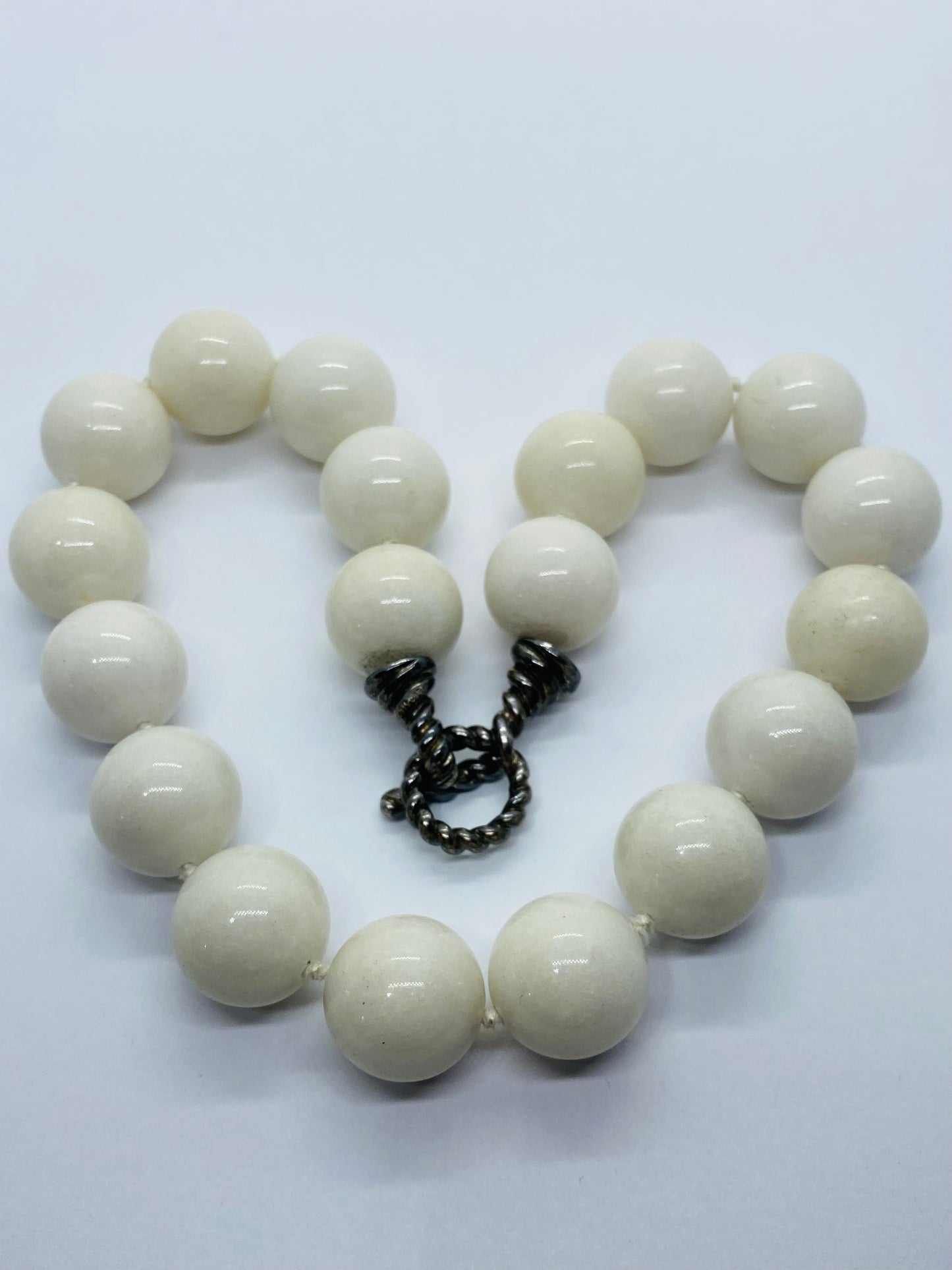 Rare Tiffany & Co. 925 Silver 18mm Bead White Dolomite 16.5” Necklace pouch Box