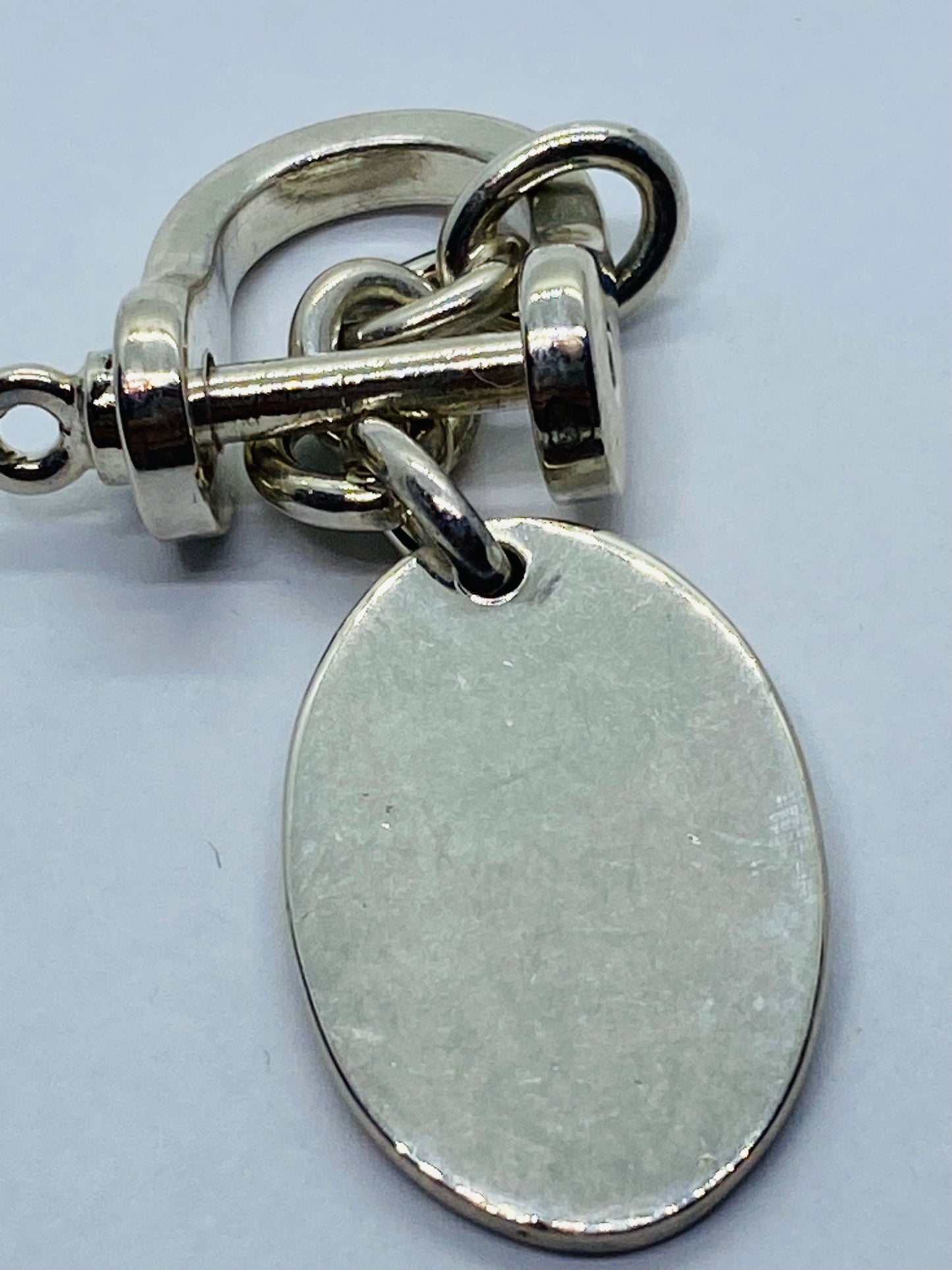 Tiffany & Co Silver Shackle Oval Key Ring Keychain Key Chain