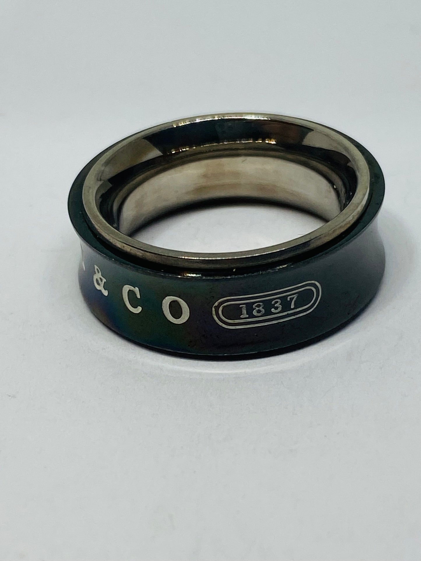 TIFFANY & CO SILVER TITANIUM 1837 RING SIZE 5.5 POUCH INCLUDED