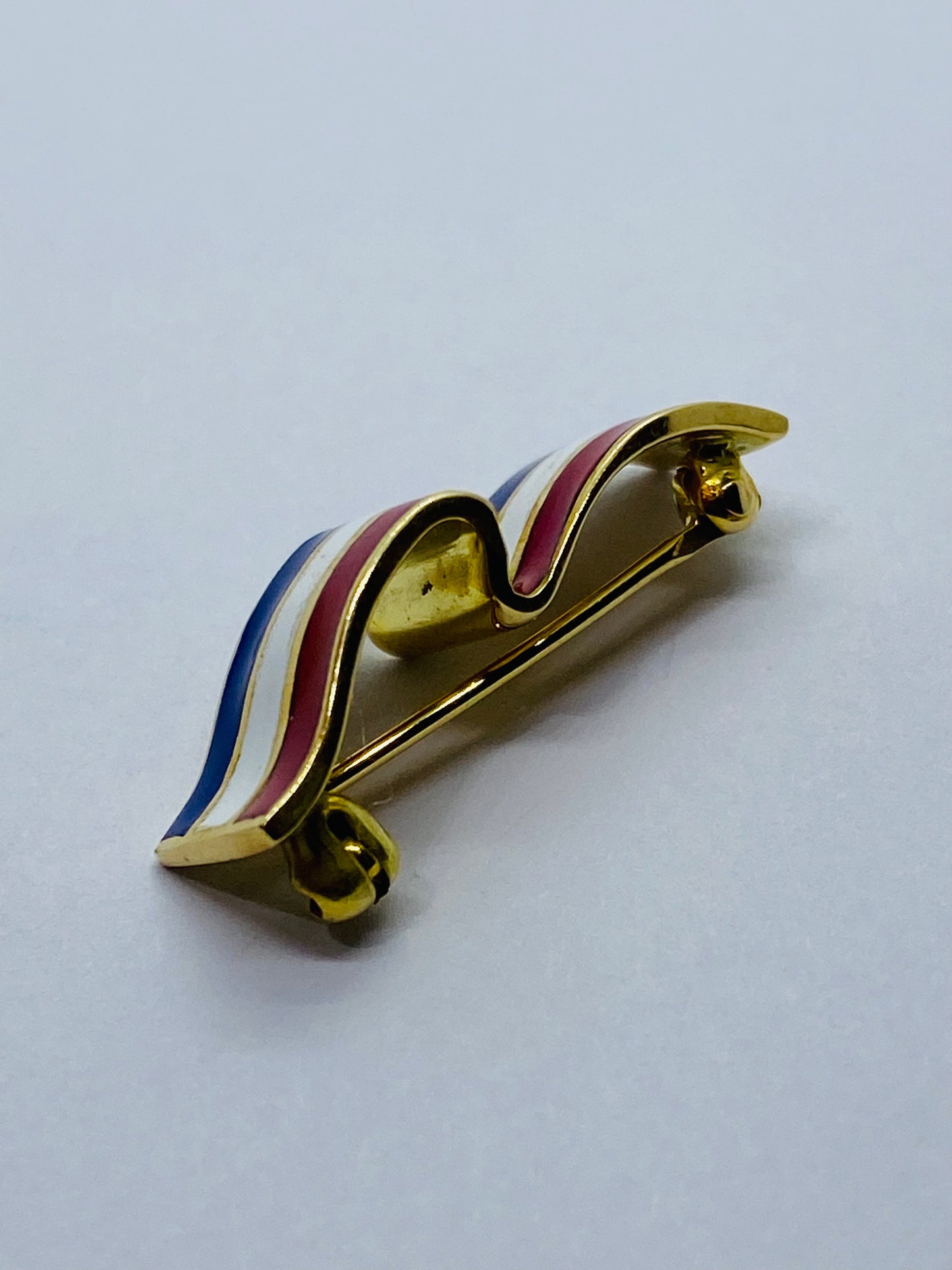 Tiffany & Co. 750 18k gold Lapel Pin 26x10MM Enamel Stripes