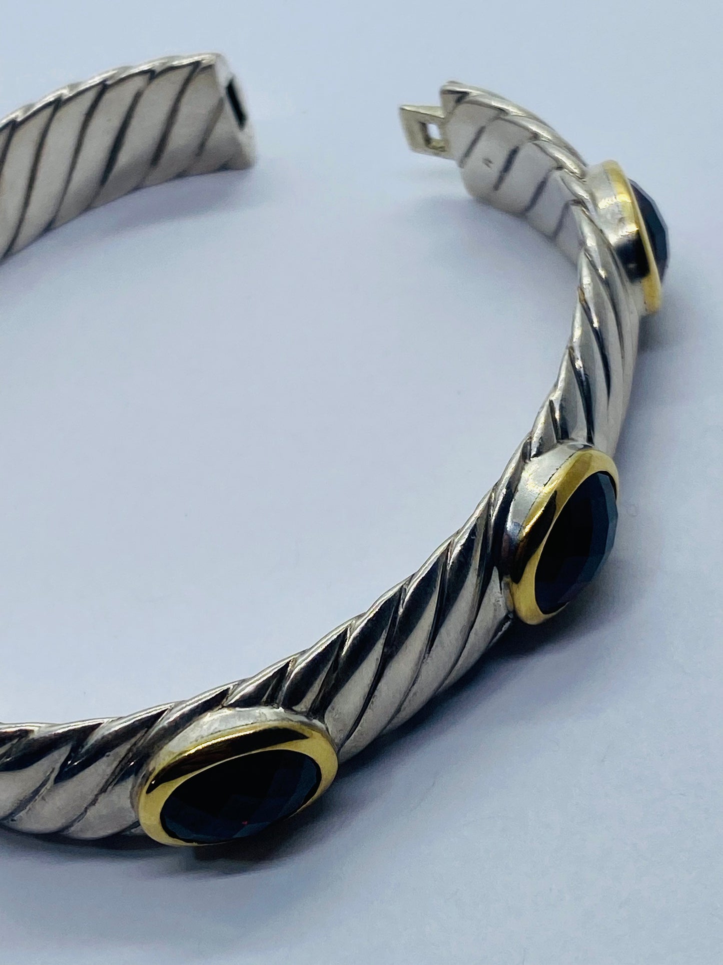 David Yurman SSilver 18K Gold 12MM Albion Oval Garnet Rennaisance Bracelet 6.25
