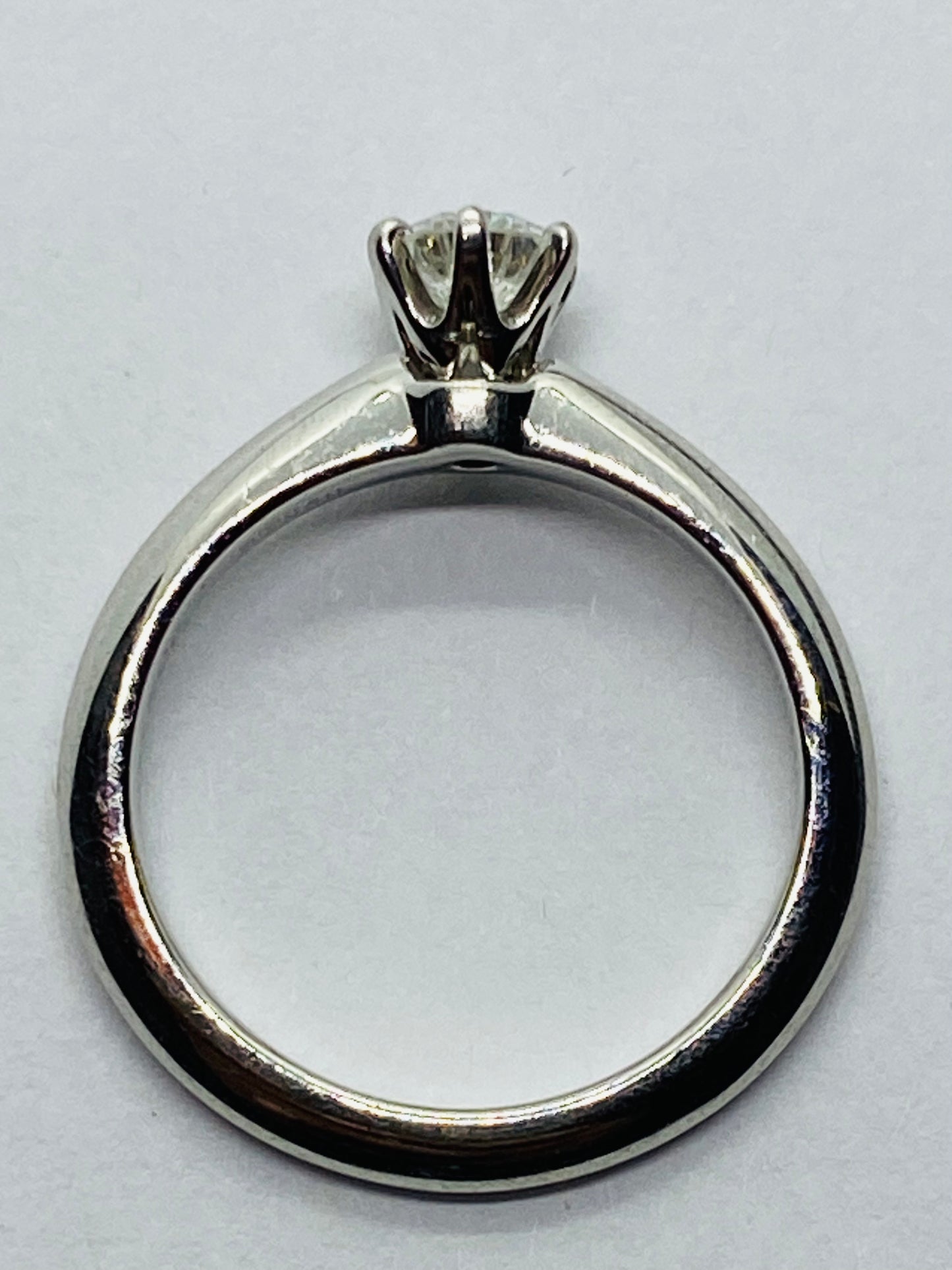Tiffany & Co. .33 G-H VS2 Diamond Platinum Solitaire Engagement Ring BOX! Size 5