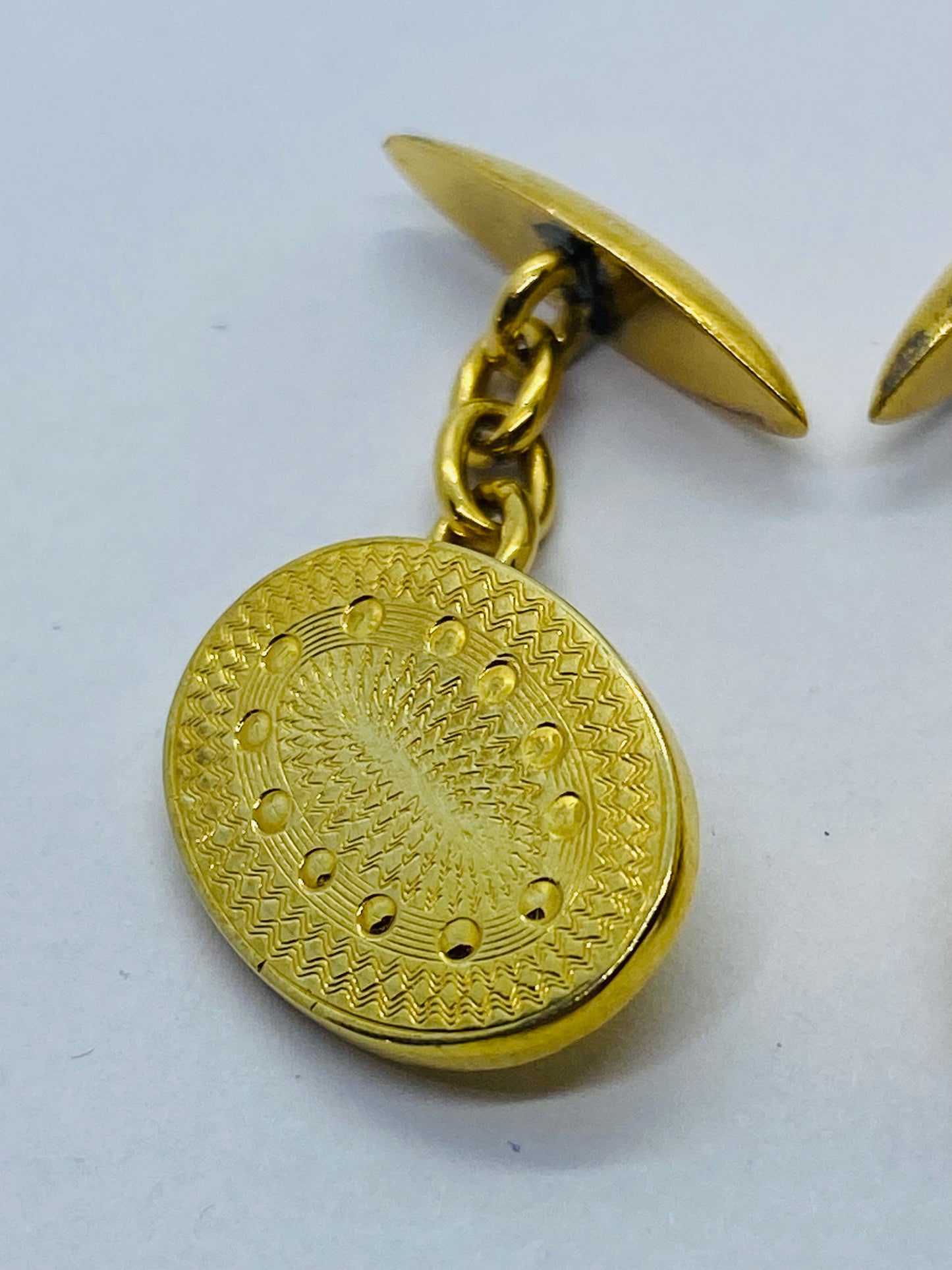 Rare Vintage Tiffany & Co. 18K Yellow Gold texture Oval Cuff Links