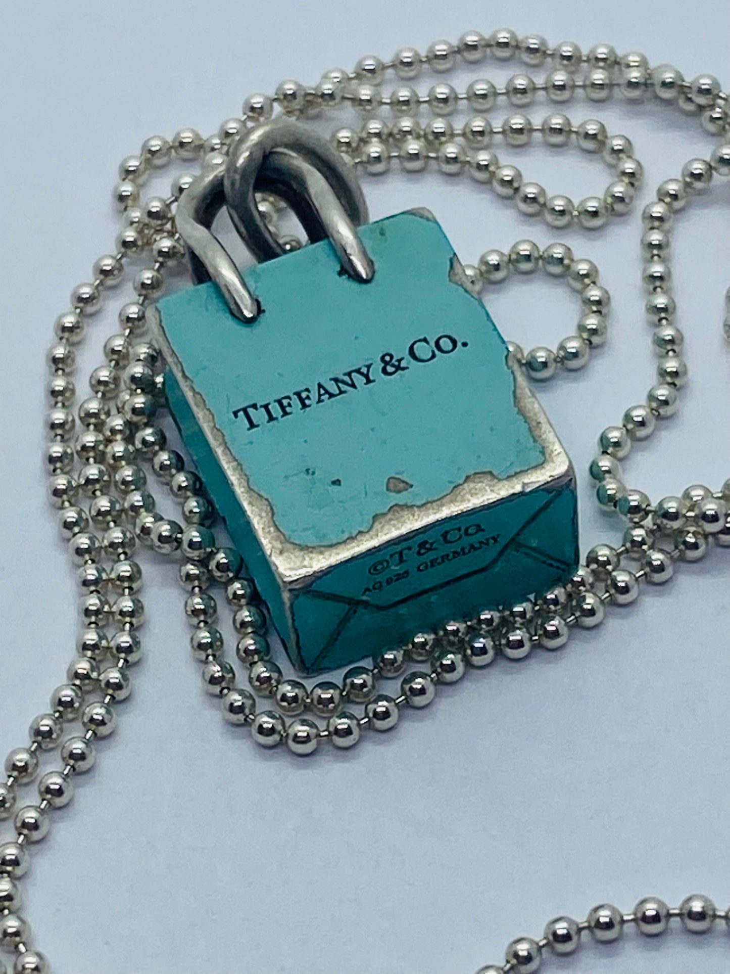 Tiffany & Co Sterling Silver Blue Enamel Shopping Bag Charm Pendant 20”