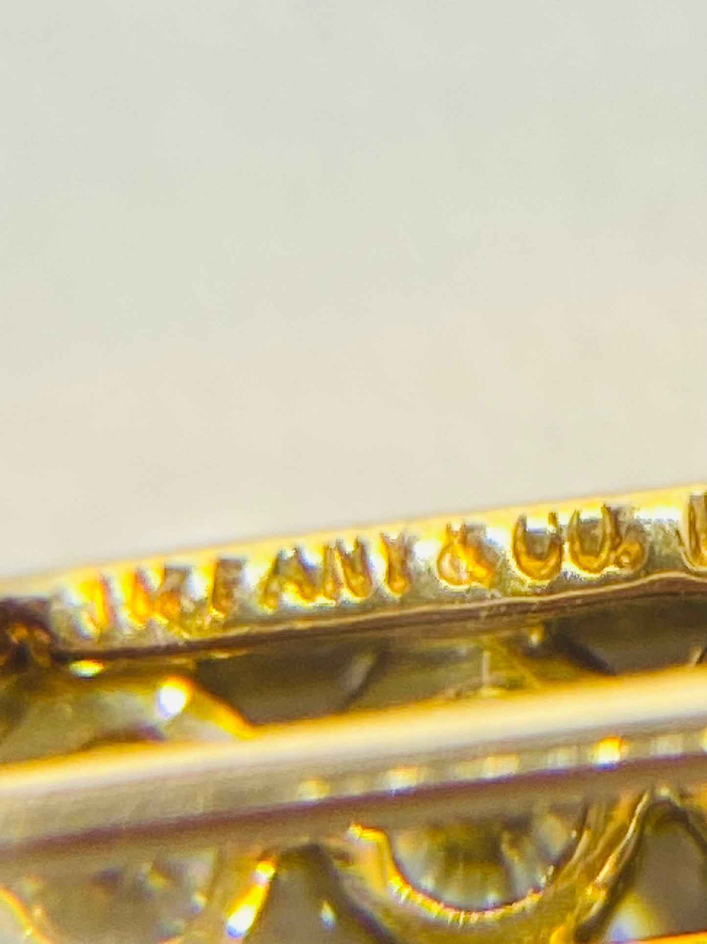 Tiffany & Co 18K Gold Diamond Bar Pin 25x3.3MM 7 Diamond Bar Mint Box!
