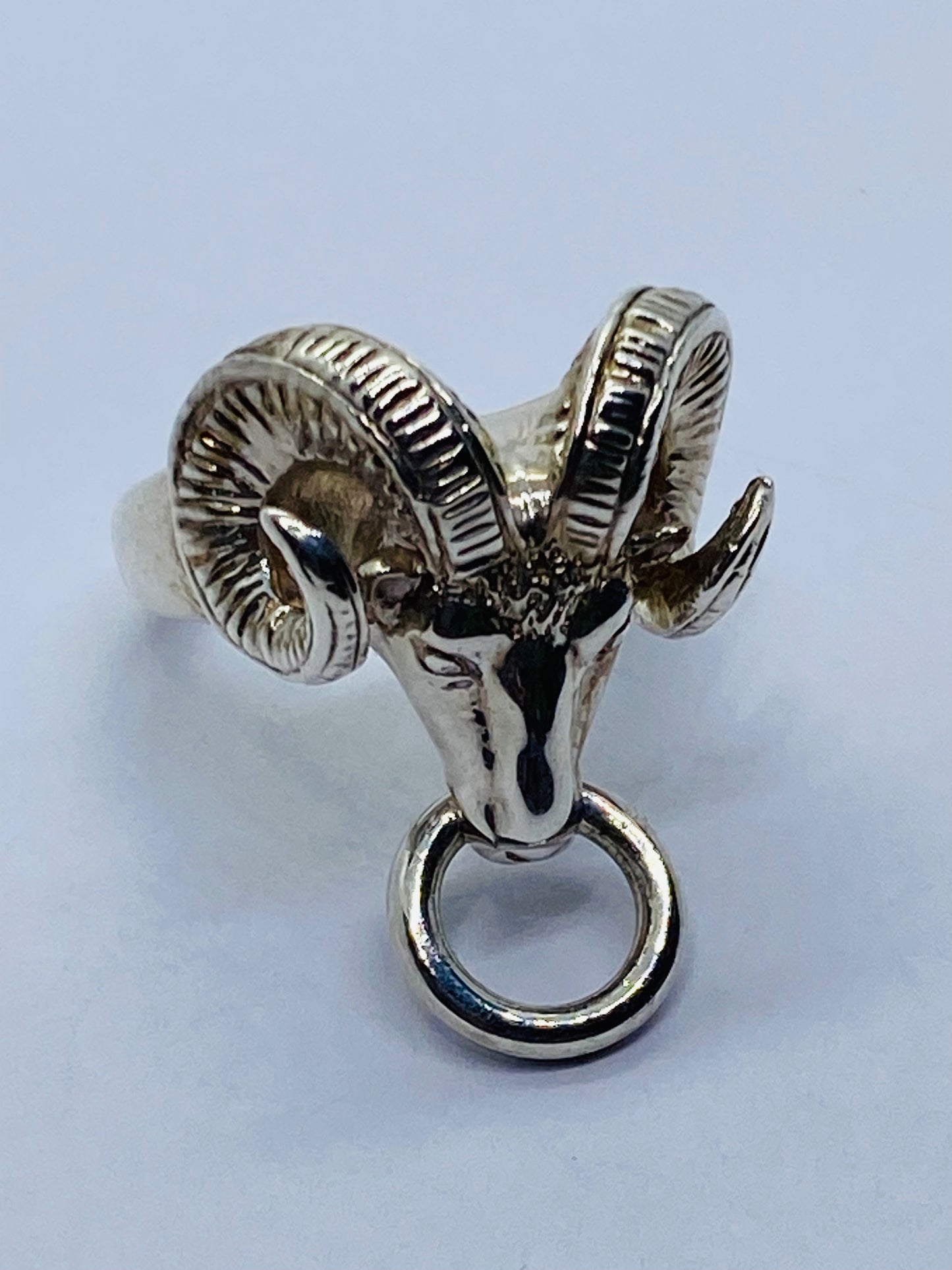 Tiffany & Co. 1995 Ram Door Knocker Mouflon Zodiac Aries Ring Sterling Silver