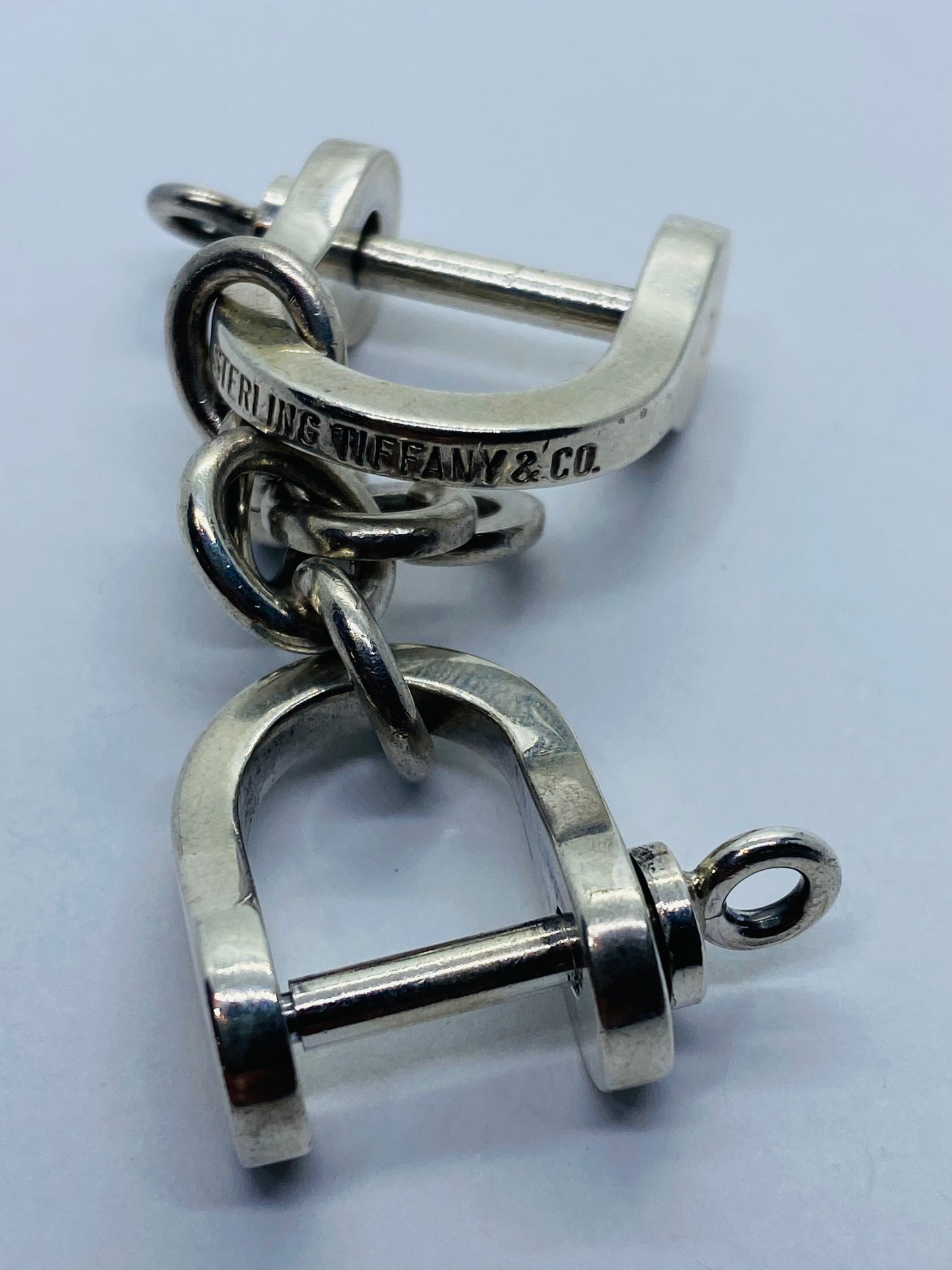 Tiffany & Co Silver Shackle Key Ring Keychain Rare 3.5” 36.8 Grams Pouch Box