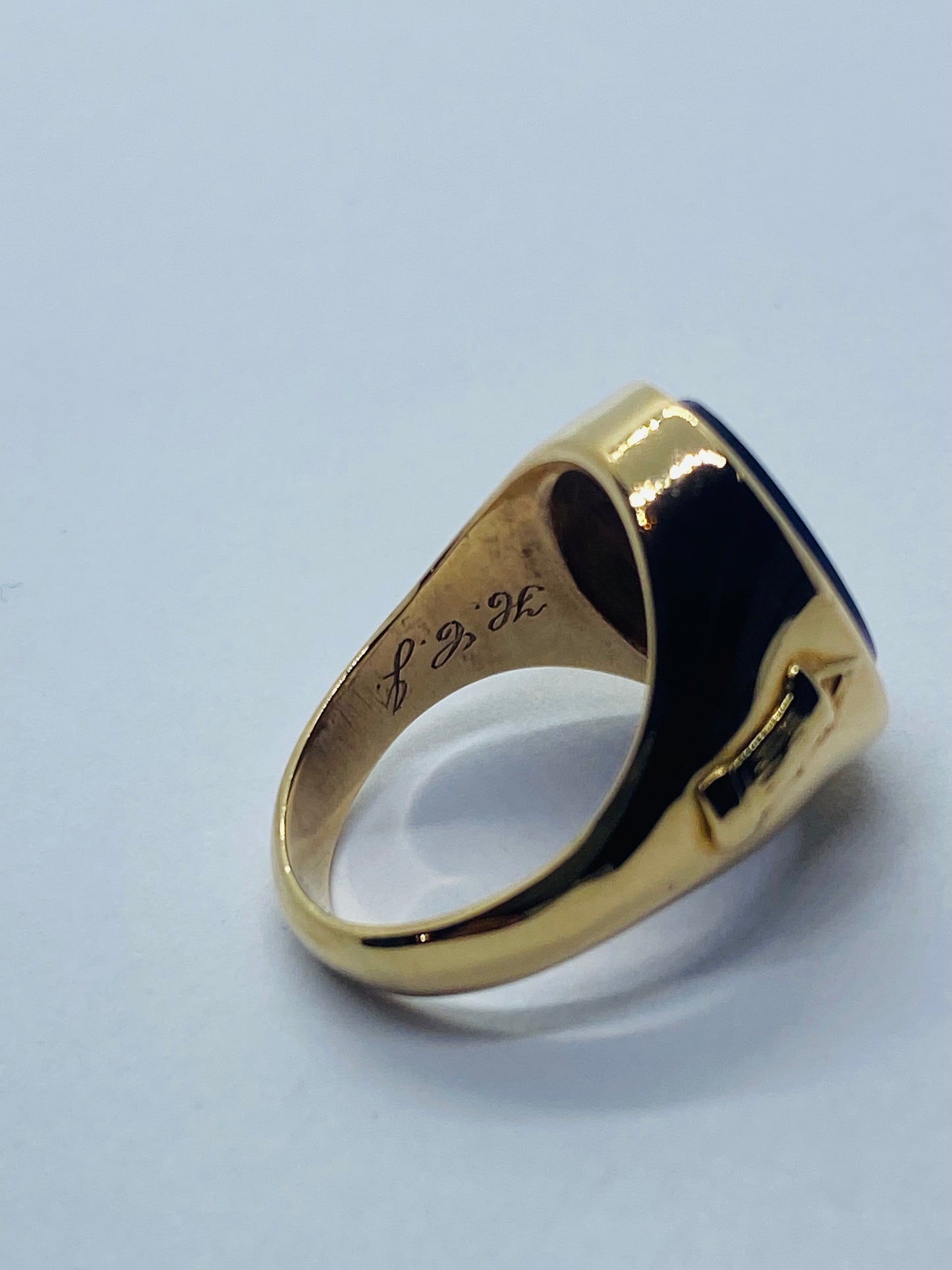 Ethel Walker School Class Ring Tiffany & Co 14K Gold Amethyst Simsbury CT