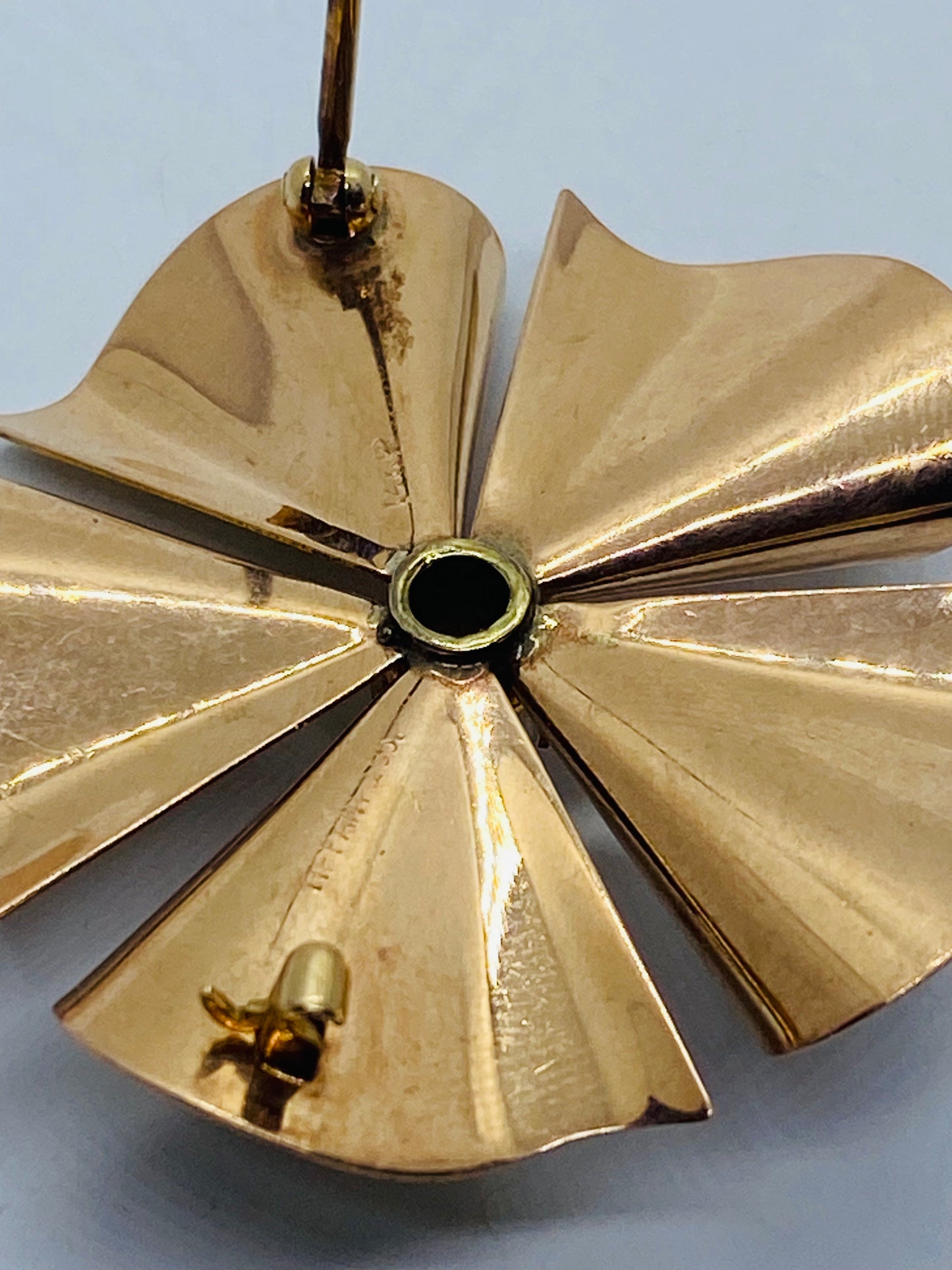 Vintage Tiffany & Co 14K Gold Pearl Brooch Pinwheel Flower Signed 5MM Pearl