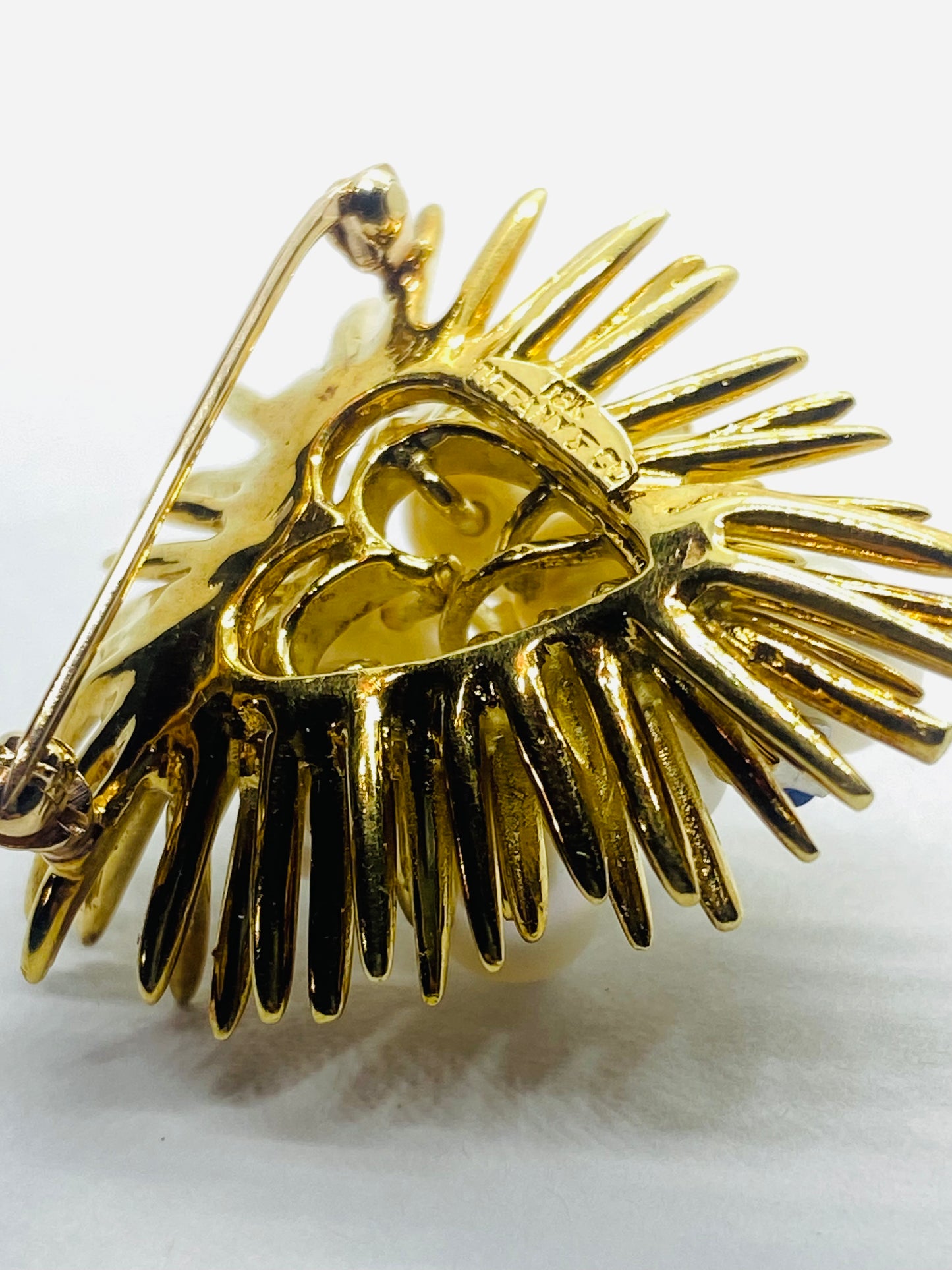 Tiffany & Co. Pearl Sapphire Pin Brooch Heart 18k Yellow Gold Vintage 34x31MM