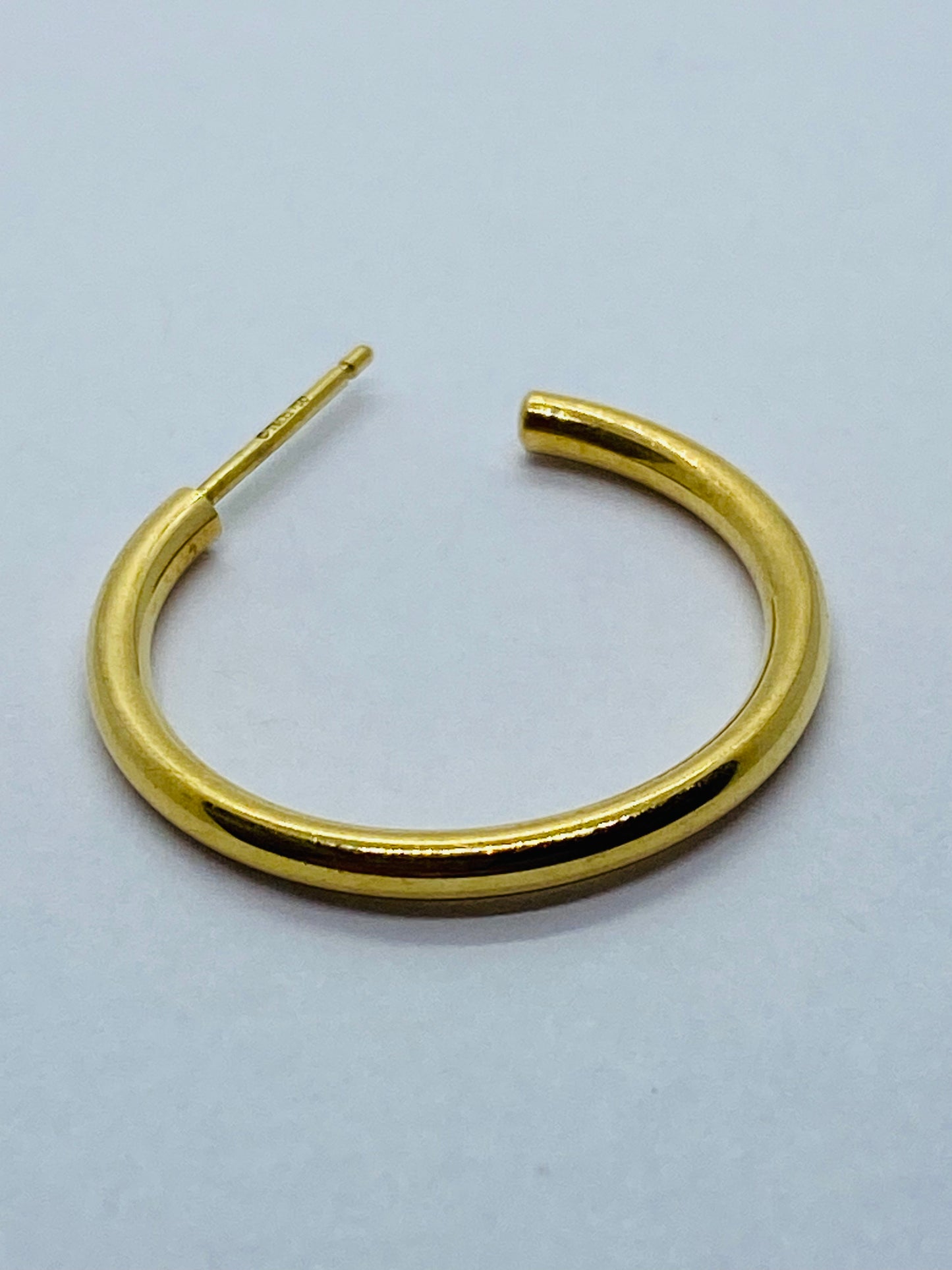 Tiffany & Co 18K Yellow Gold Single Hoop Earring 22MM