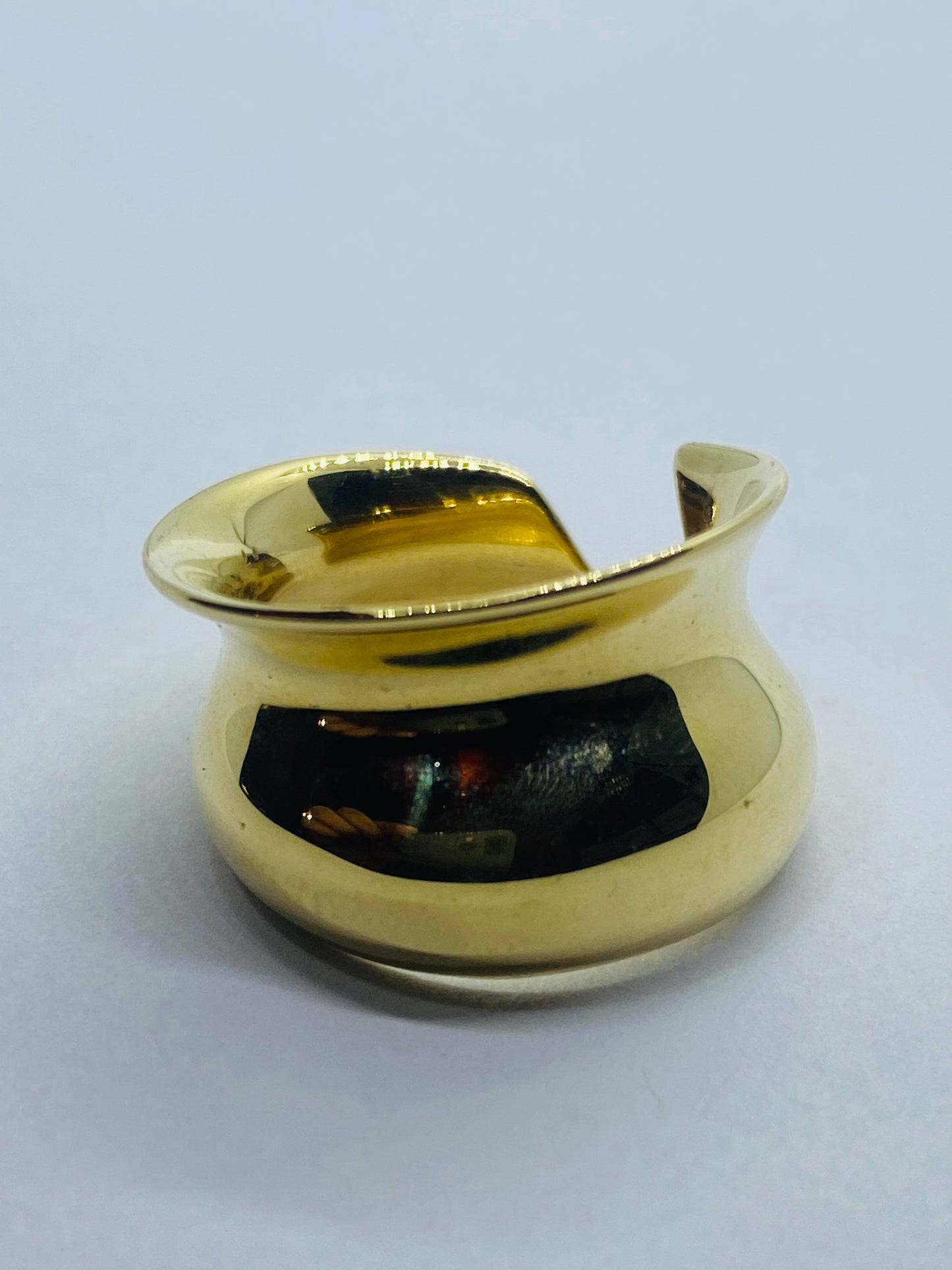 Tiffany & Co. Frank Gehry 18k Yellow Gold 750 Contour Size 6 Cuff Retired Pouch