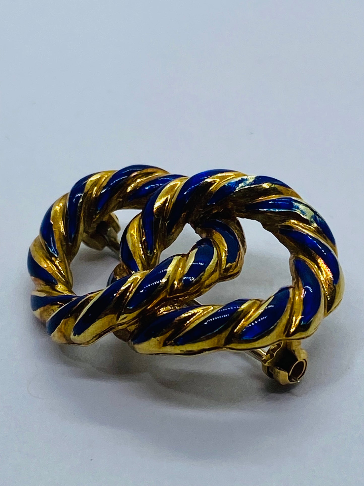 Vintage Tiffany & Co. 18K Yellow Gold & Blue Enamel Intertwined Circles Brooch