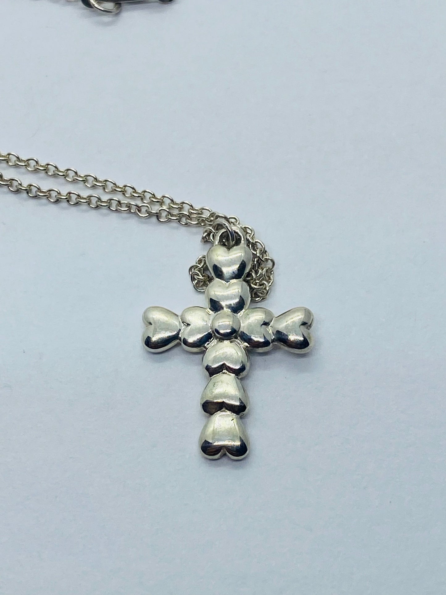 Tiffany & Co Silver Crown of Hearts Cross Pendant 16” Chain Necklace Pouch & Box