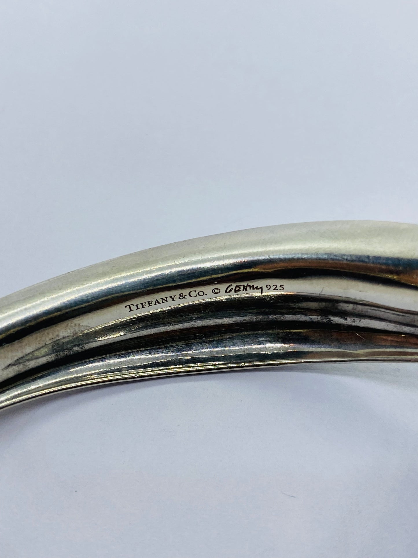 Rare Retired Tiffany & Co Frank Gehry Abstract Fish Bangle Bracelet .925 7.75”