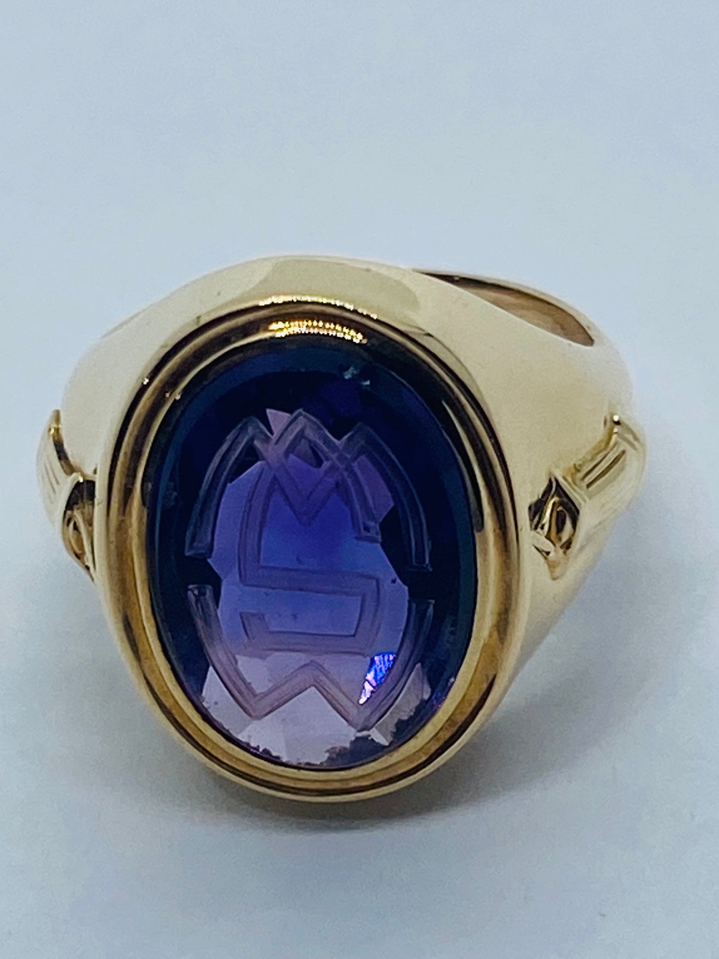 Ethel Walker School Class Ring Tiffany & Co 14K Gold Amethyst Simsbury CT