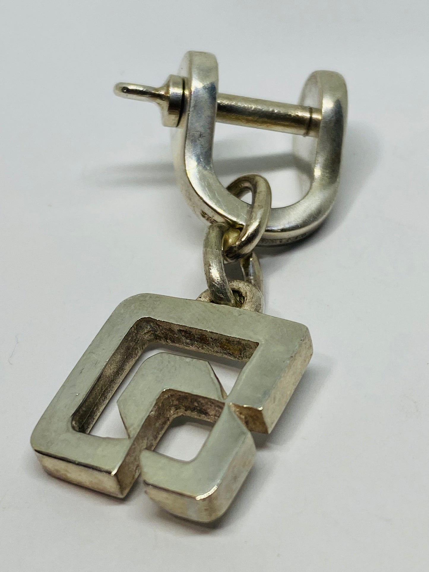 Vintage Unique Tiffany & Co. Sterling Silver Square Tag Shackle Key Ring Chain
