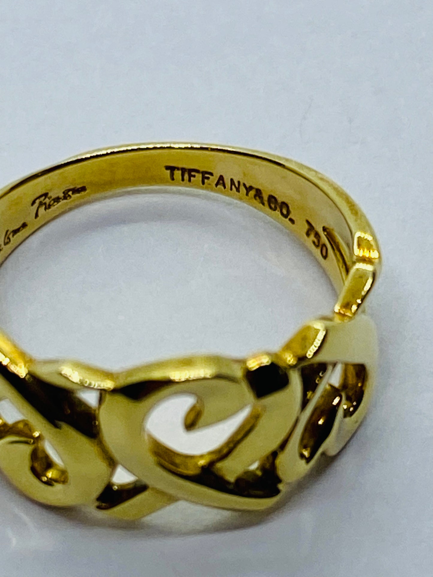 TIFFANY & Co Ring Triple Loving Heart Solid 18K 750 Yellow Gold US 4.5