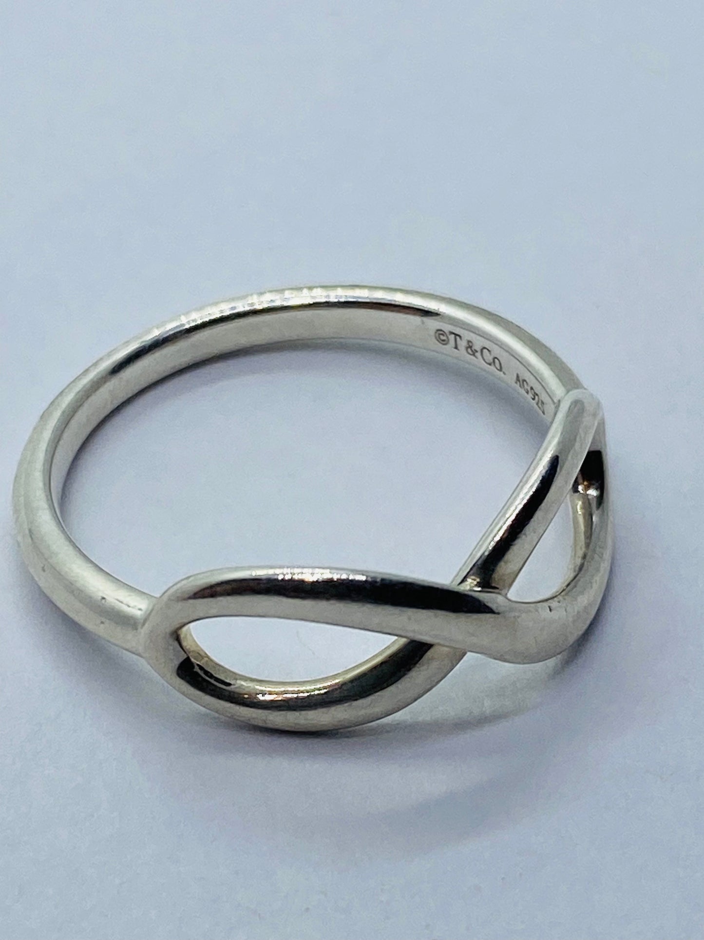 Tiffany & Co Sterling Silver 925 Infinity Band Ring Size 6