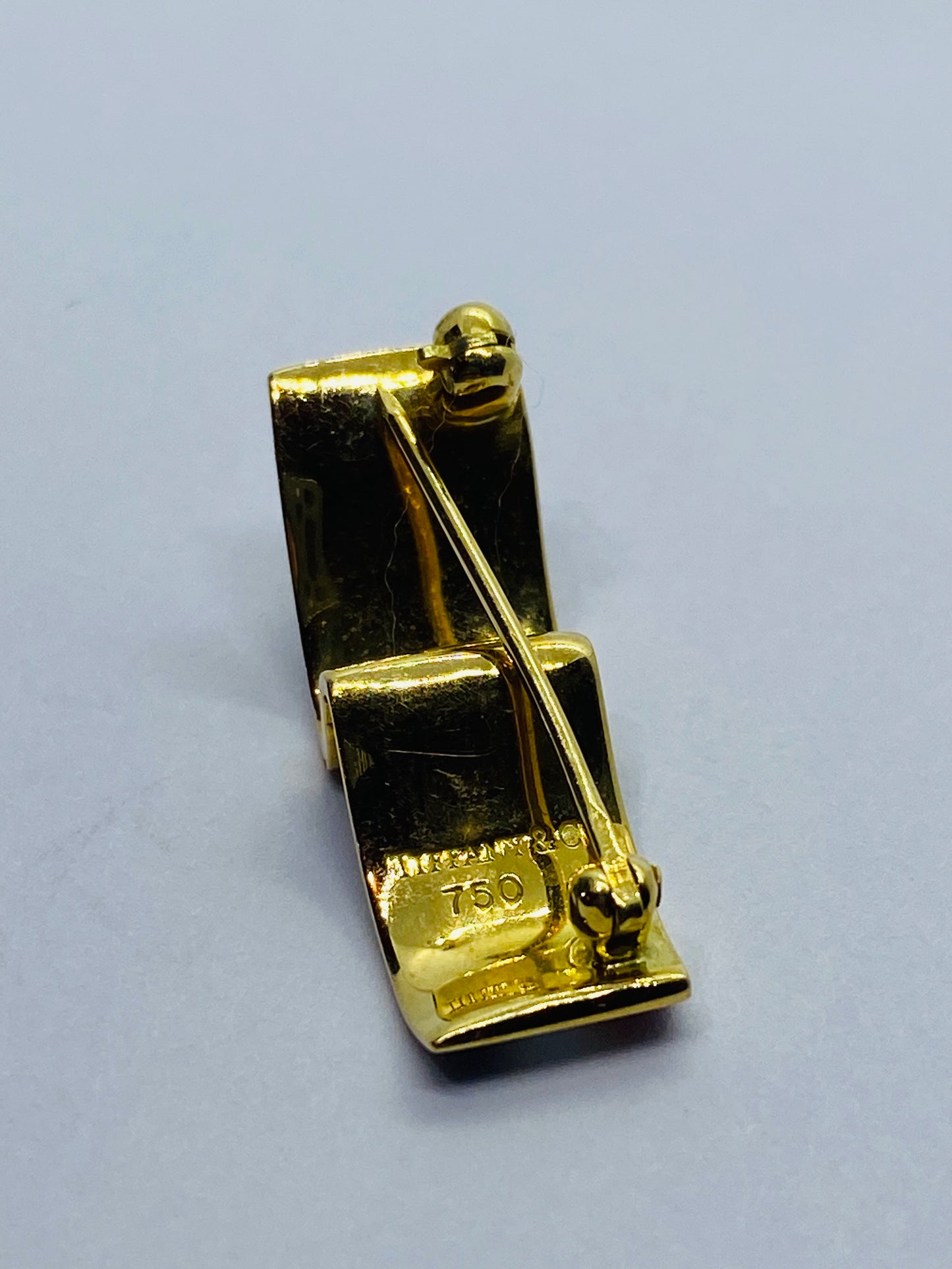 Tiffany & Co. 750 18k gold Lapel Pin 26x10MM Enamel Stripes