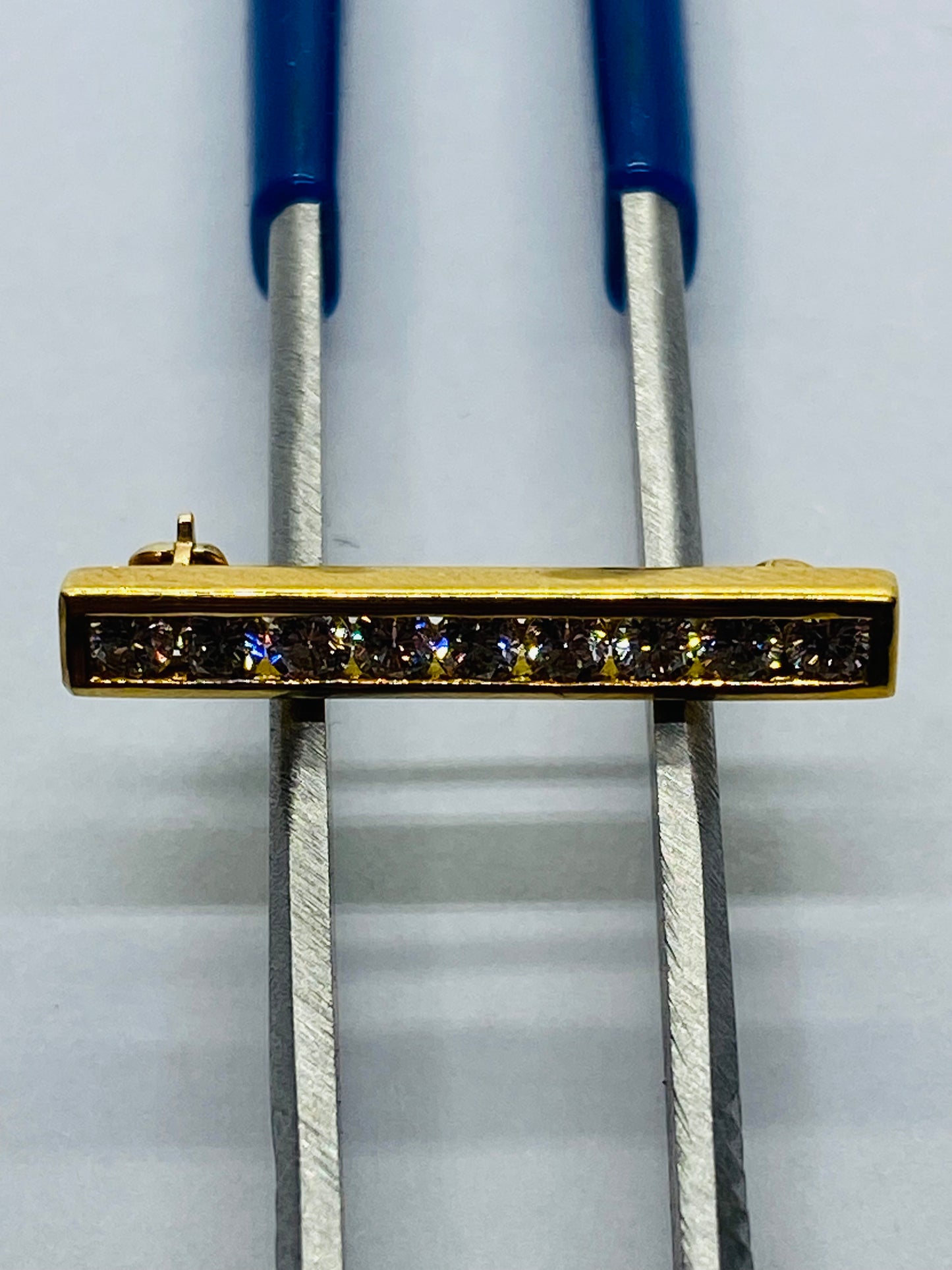 Tiffany & Co 18K Gold Diamond Bar Pin 25x3.3MM 7 Diamond Bar Mint Box!