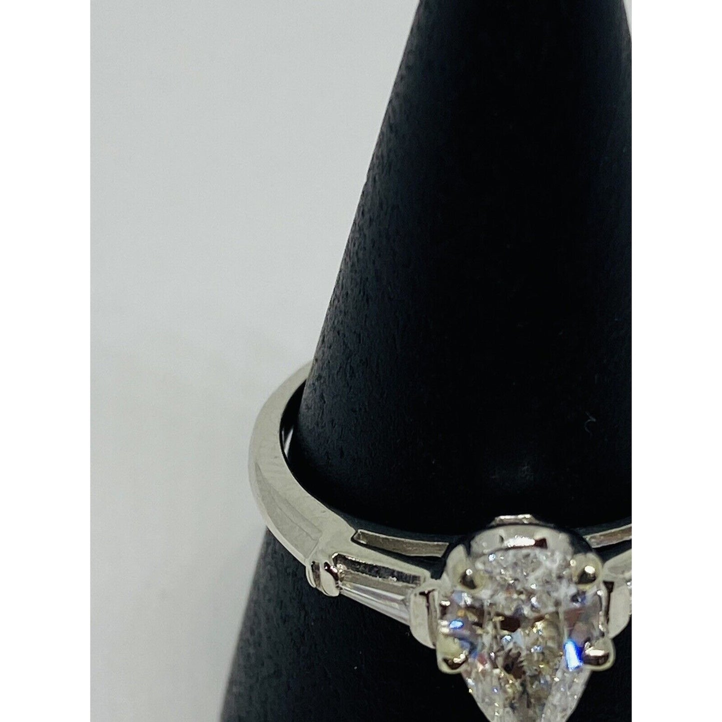 1.05 TCW Pear Shape Diamond Engagement Ring Platinum GIA Certified Size 7.5