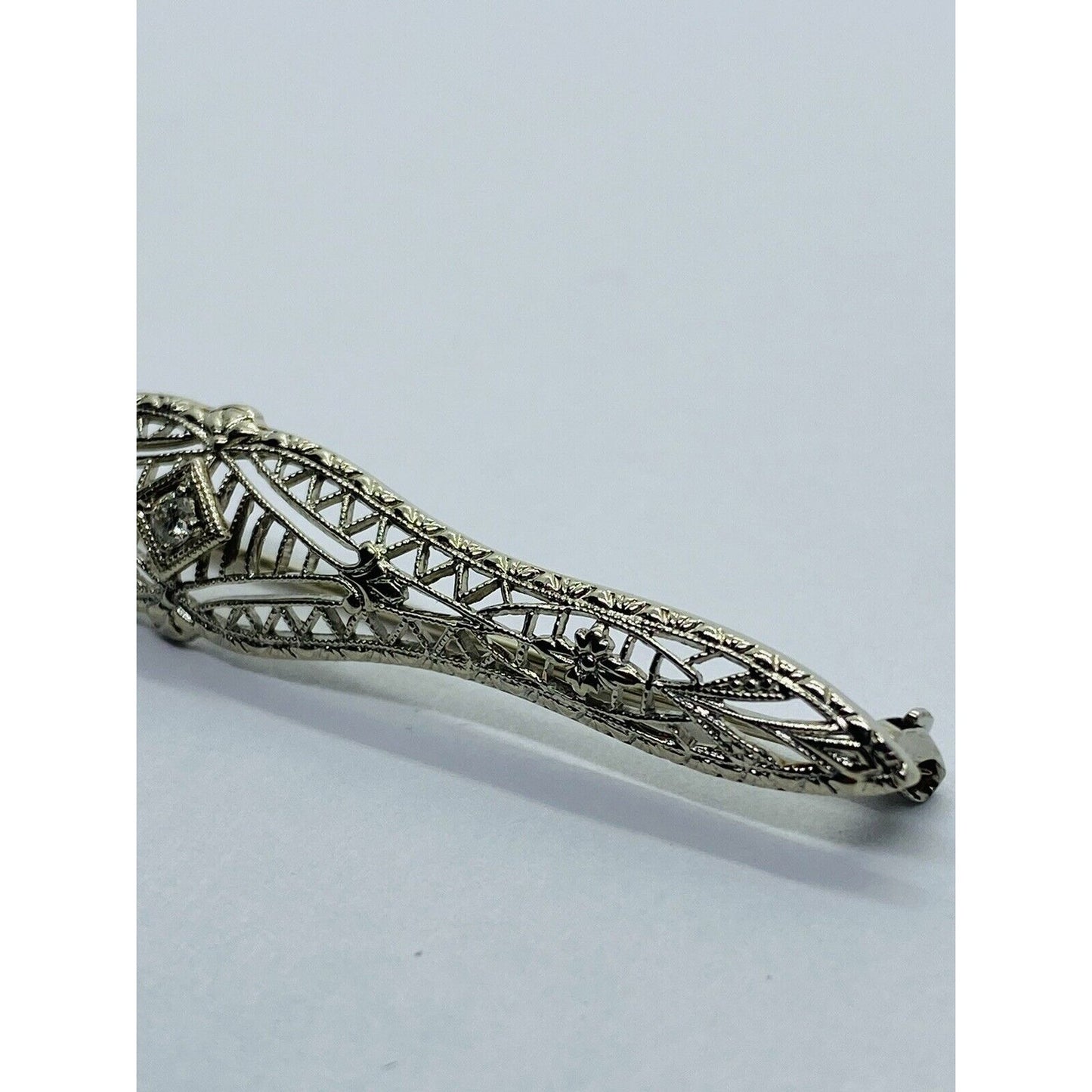 10K White Gold Diamond Filigree Brooch/Pin Vintage