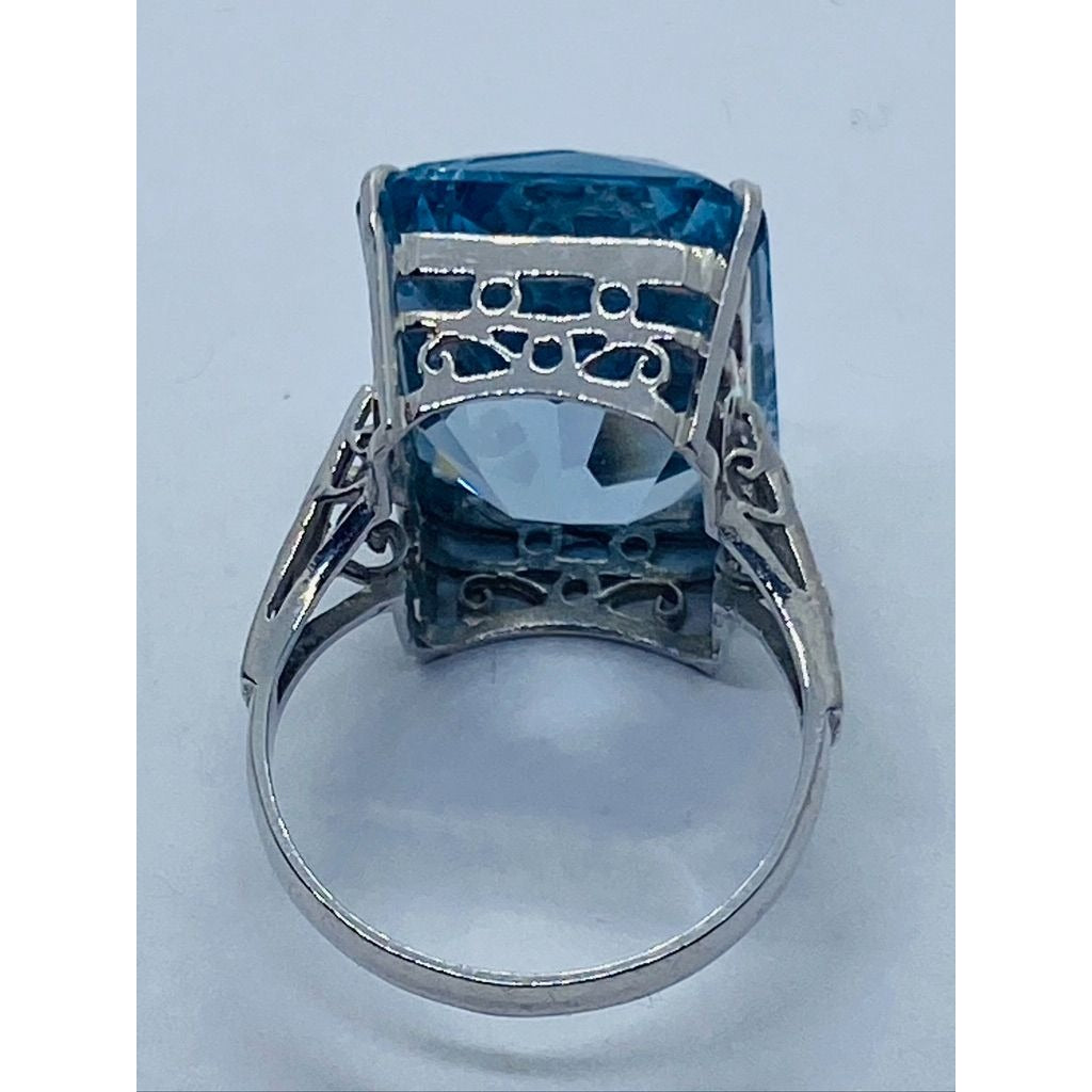Ladies 14K White Gold Jumbo 18 x 13.5mm Aquamarine Ring