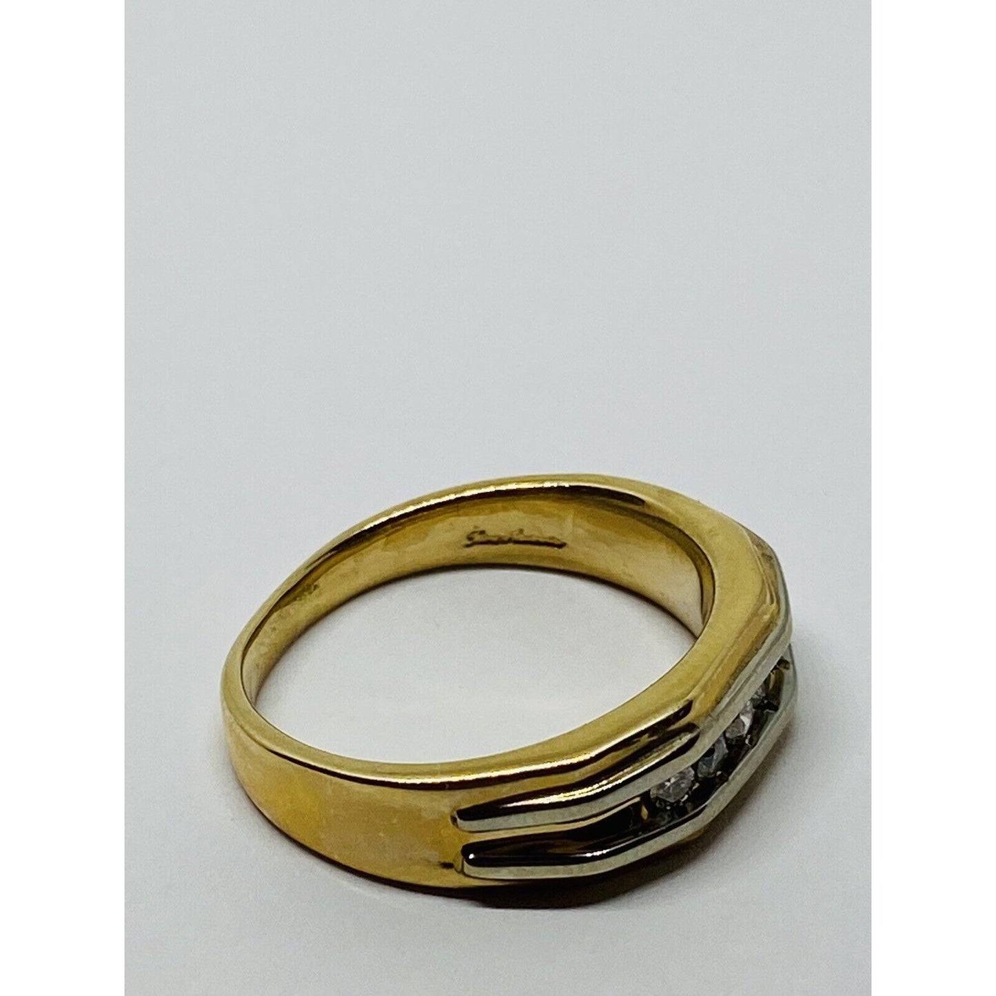 Beautiful Solid 14k White & Yellow Gold 5 Diamonds Men's Band .20CT 7.8 Grams