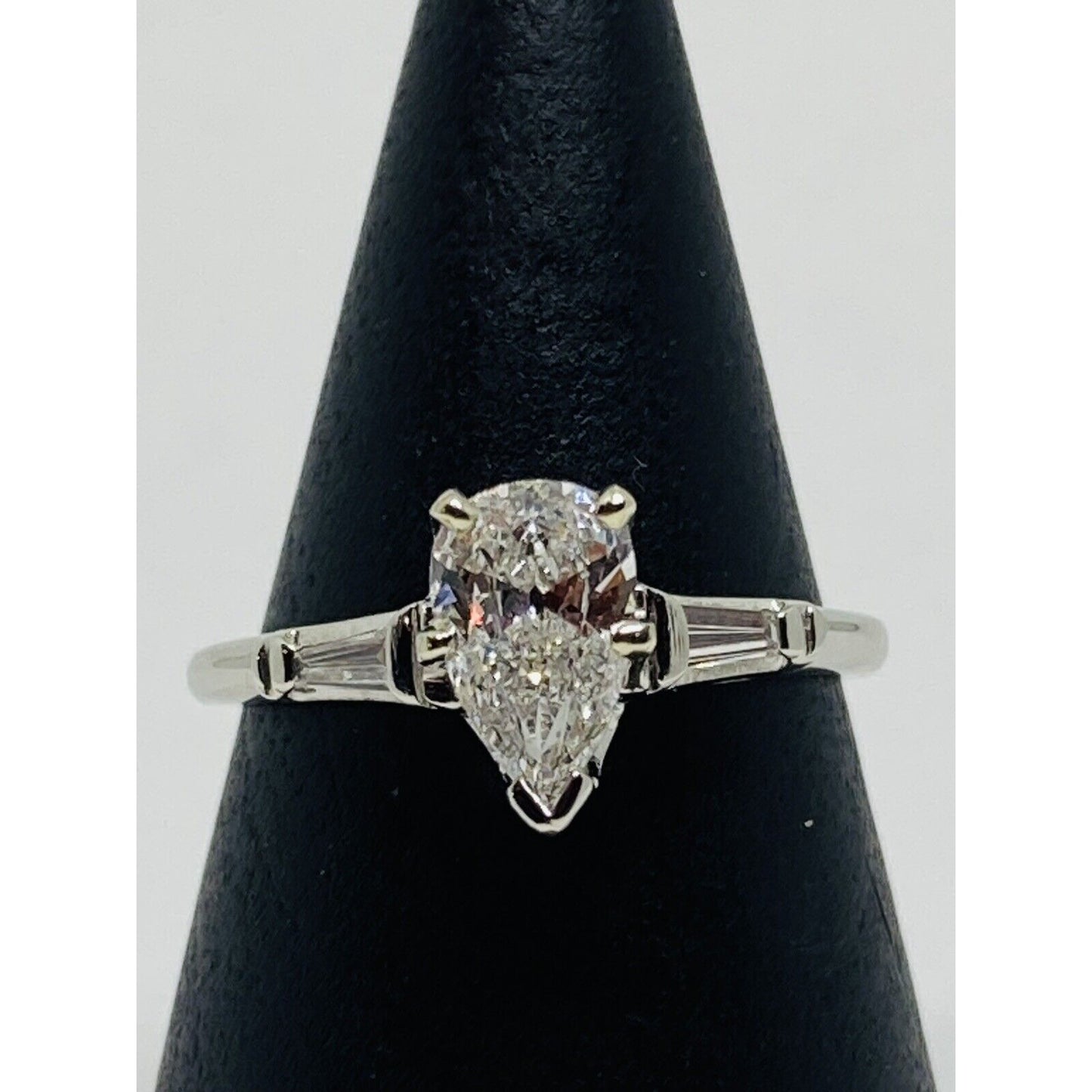 1.05 TCW Pear Shape Diamond Engagement Ring Platinum GIA Certified Size 7.5