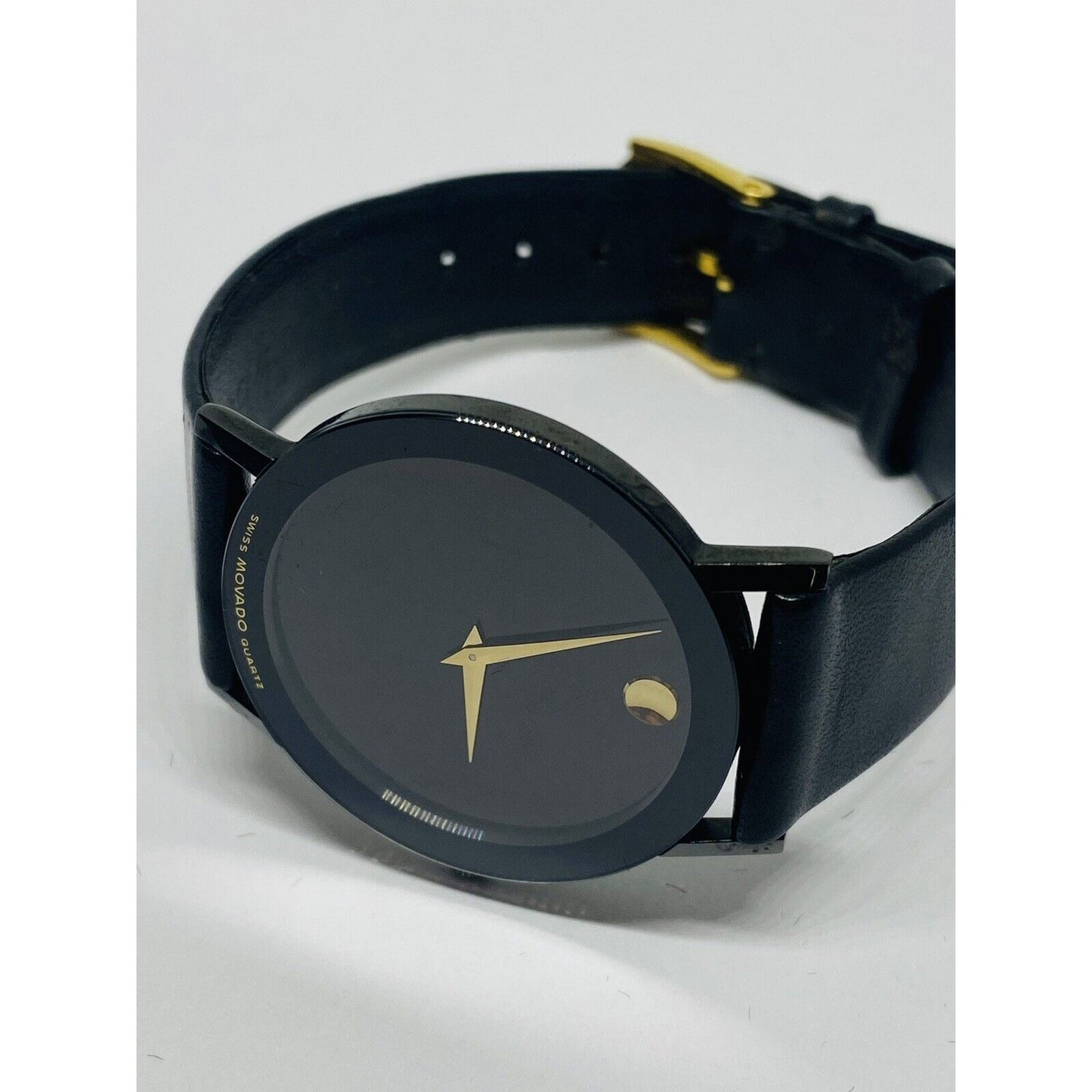 Movado Museum Ultra Slim Largest Face 33mm Unisex Keeps Time Box Papers READ!