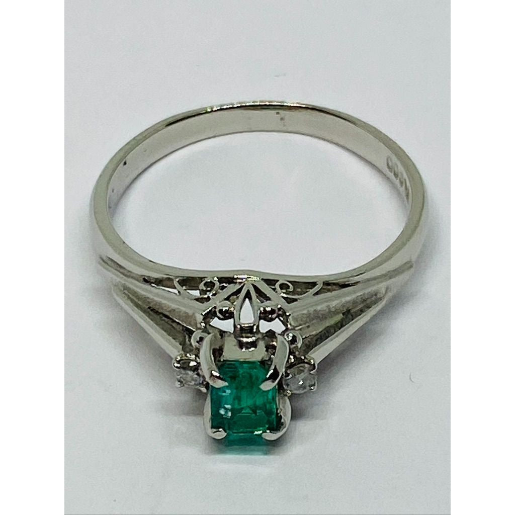 Platinum Emerald Diamond Ring Size 6