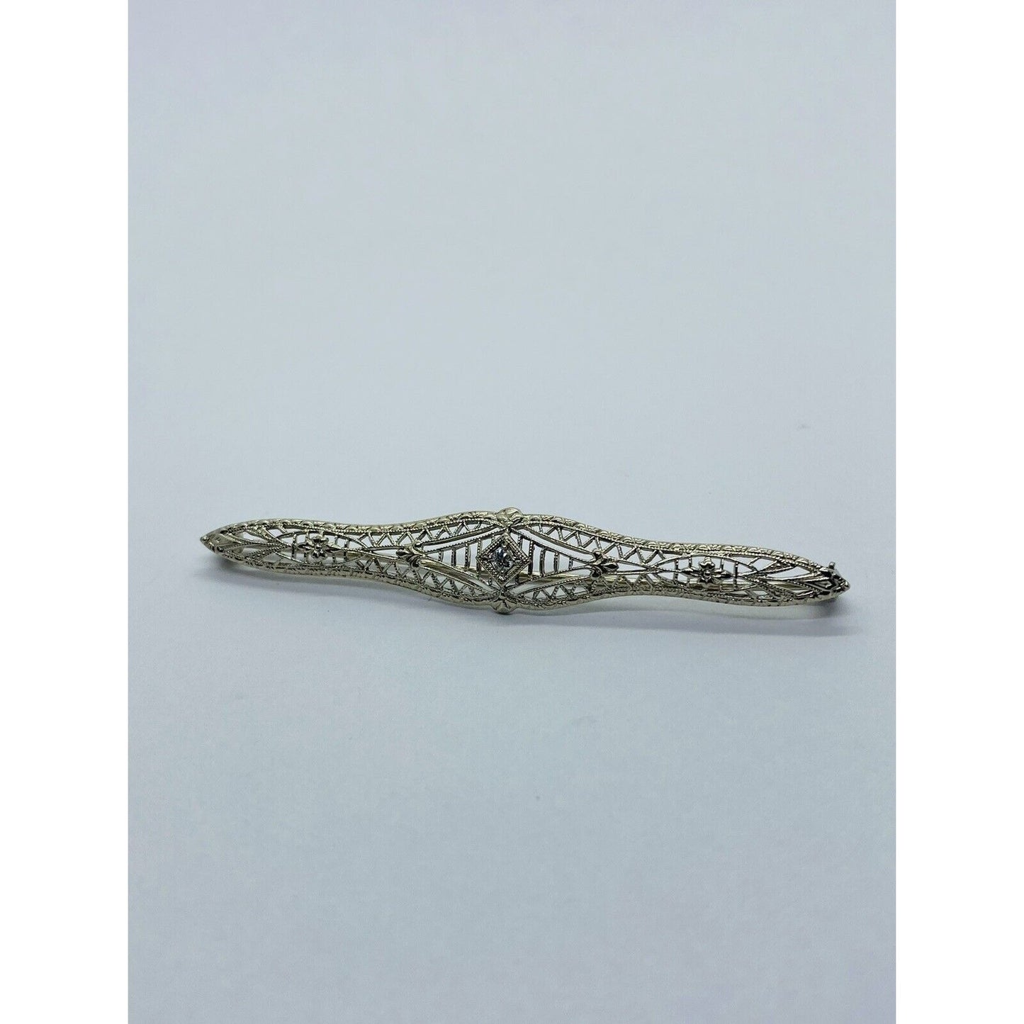 10K White Gold Diamond Filigree Brooch/Pin Vintage