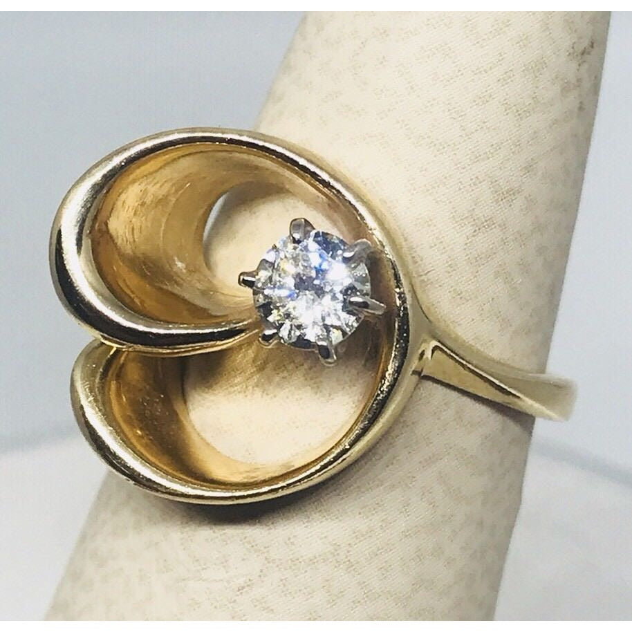 Signed Treasure .36 ct Round Diamond 14k Yellow Gold Ring