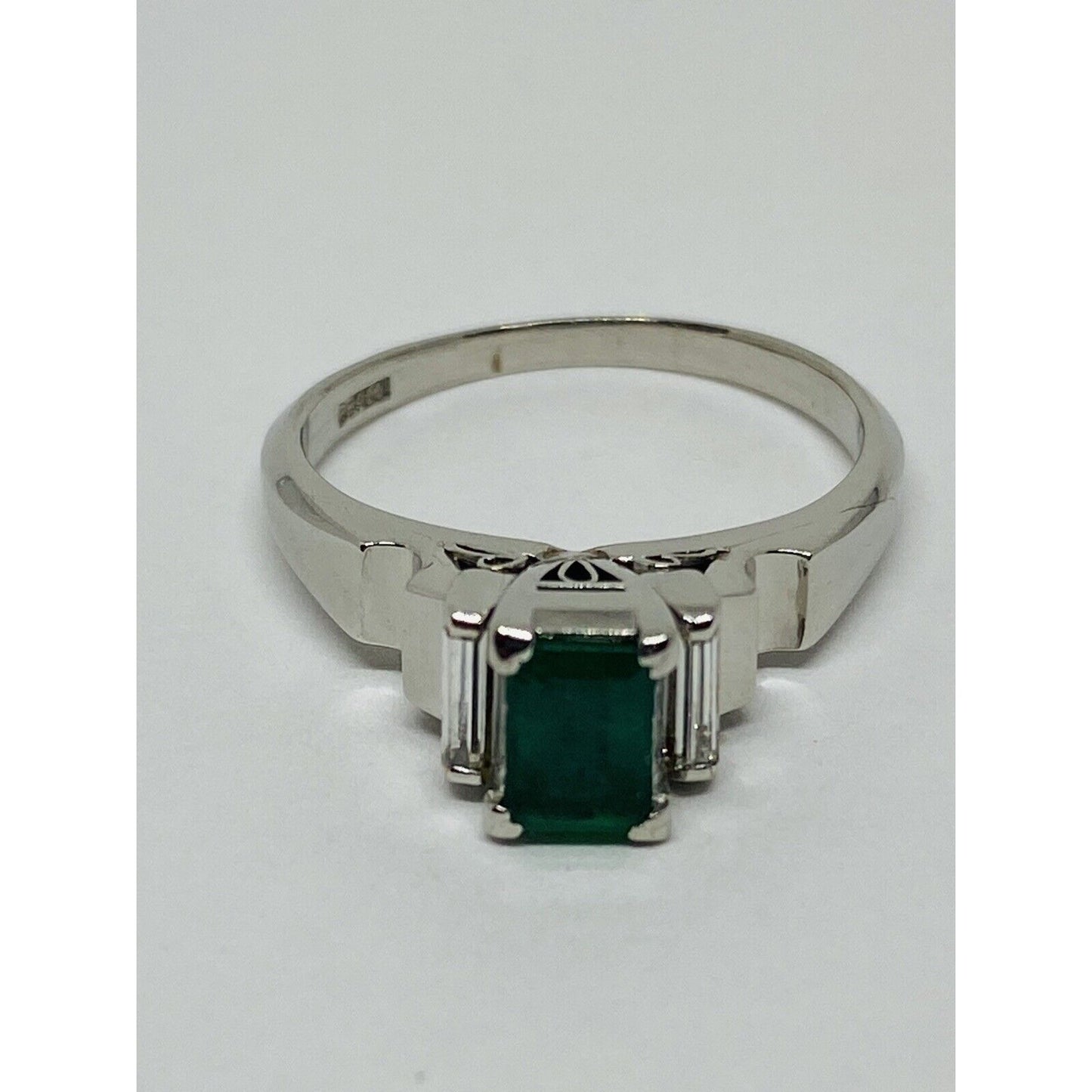 Diamond .64 Emerald Diamond Platinum Engagement Cocktail Ring 7.5