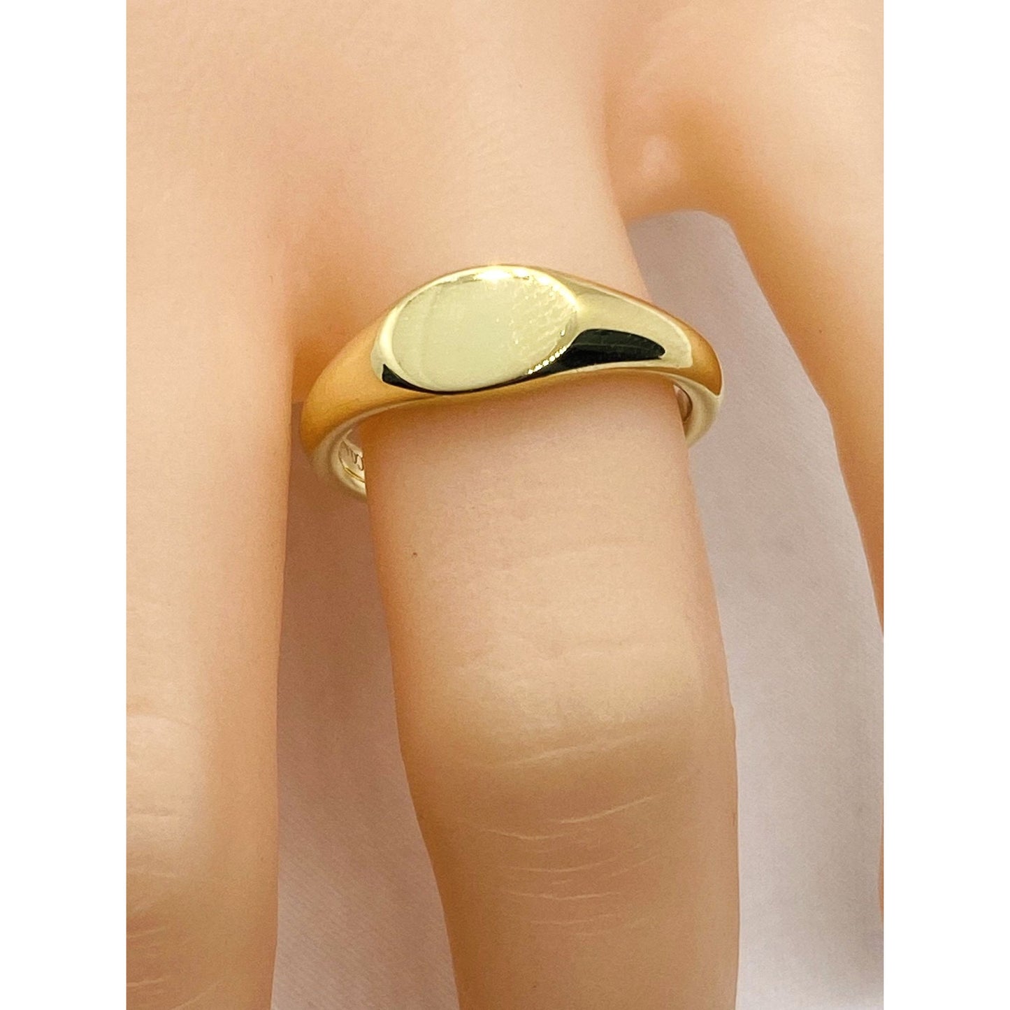 Tiffany & Co 18K Gold Micro Signet Ring Size 5