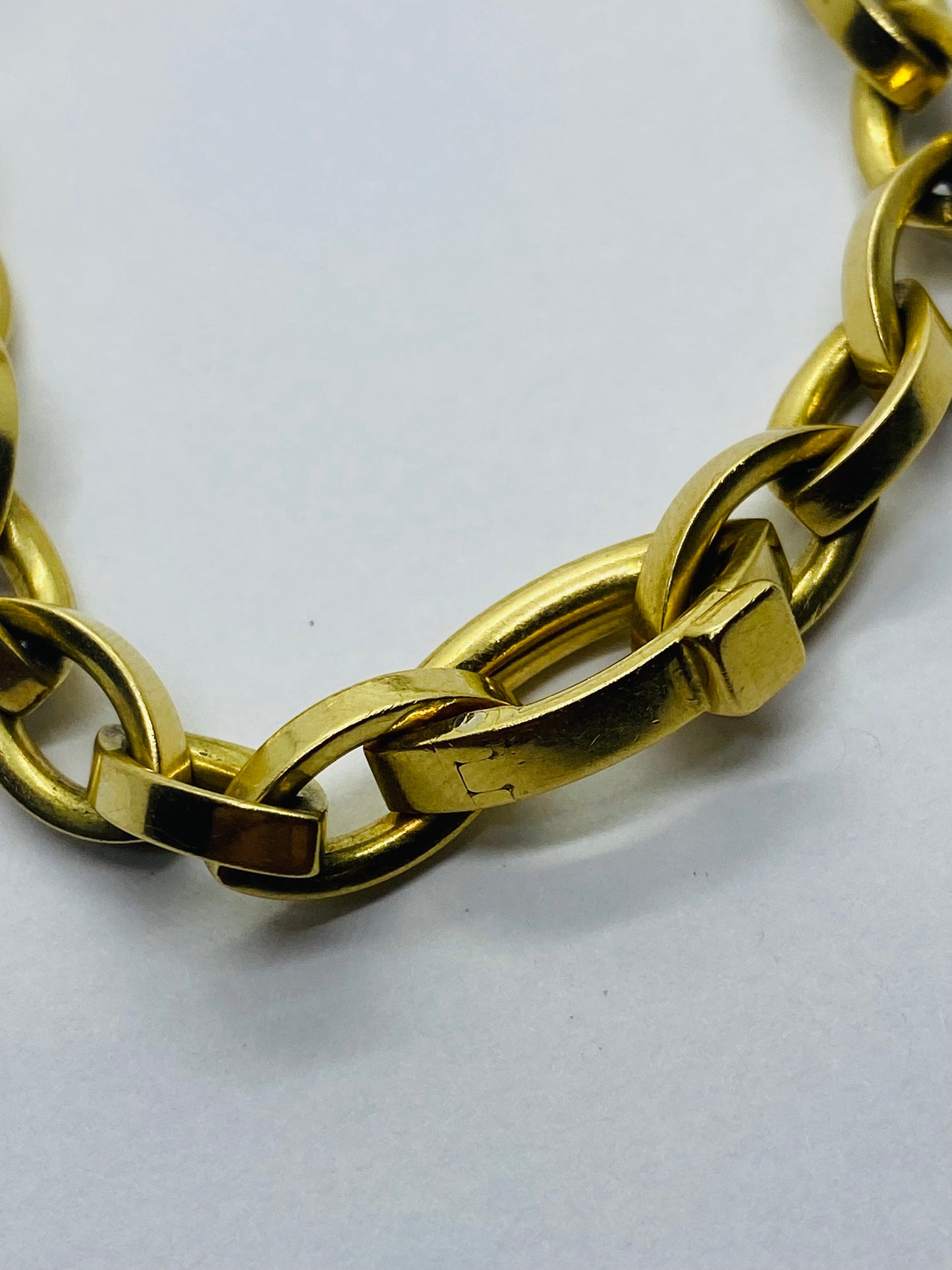 Tiffany & Co Solid 18k Yellow Gold Marquis Oval 7MM Link Bracelet 7.5” Pouch Box