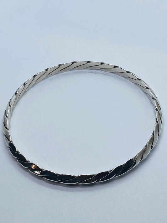 Tiffany & Co. Sterling Silver 925 Twist Braided Knife Edge Bangle Bracelet 8”
