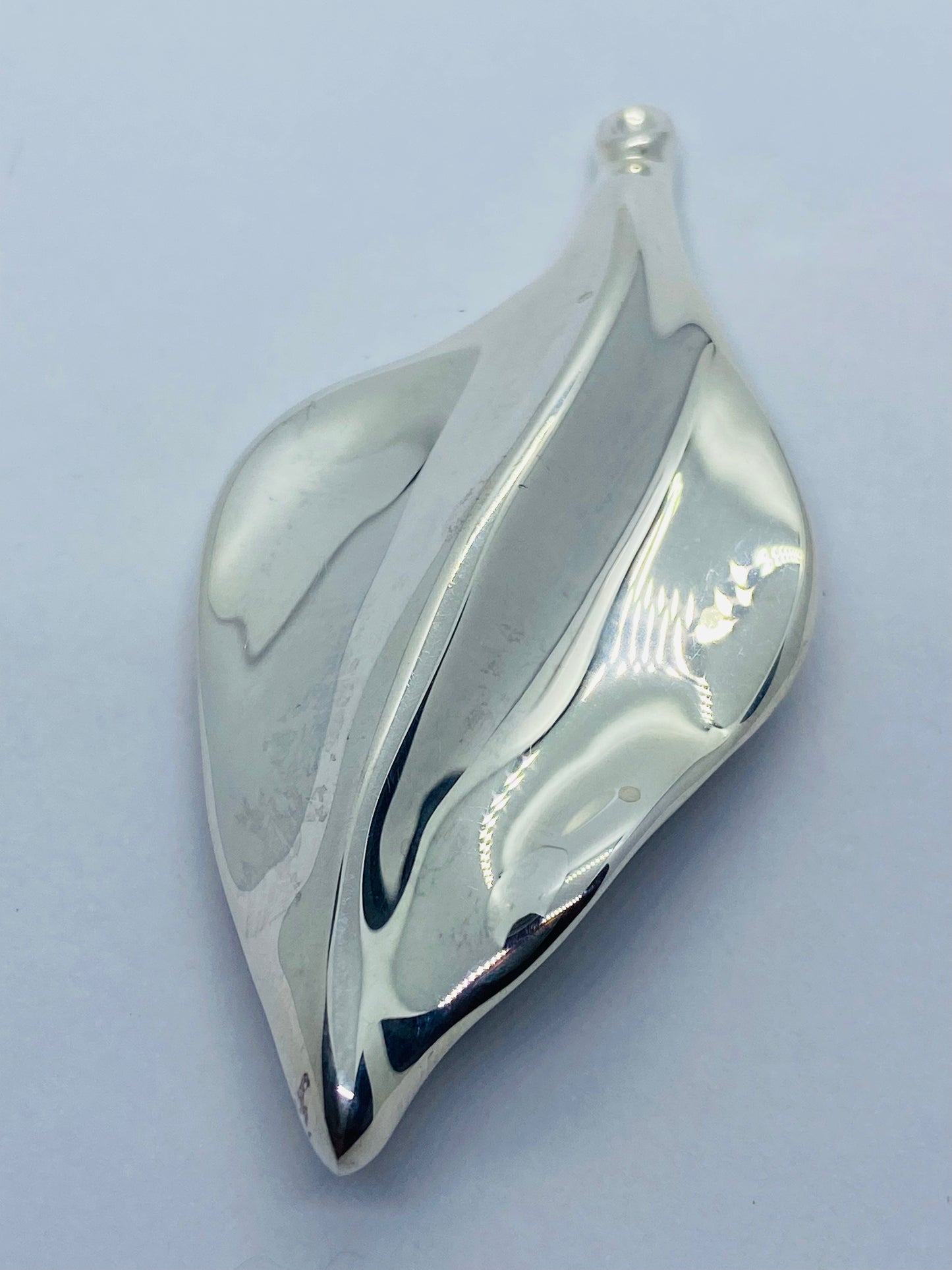 TIFFANY & CO VINTAGE STERLING SILVER 925 LEAF BROOCH PIN 55x28MM MINT!
