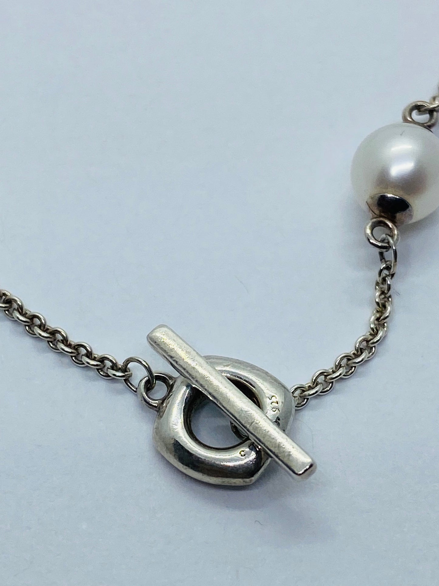 Tiffany & Co Sterling Silver 7mm Cultured Pearls Cushion 7" Toggle Bracelet