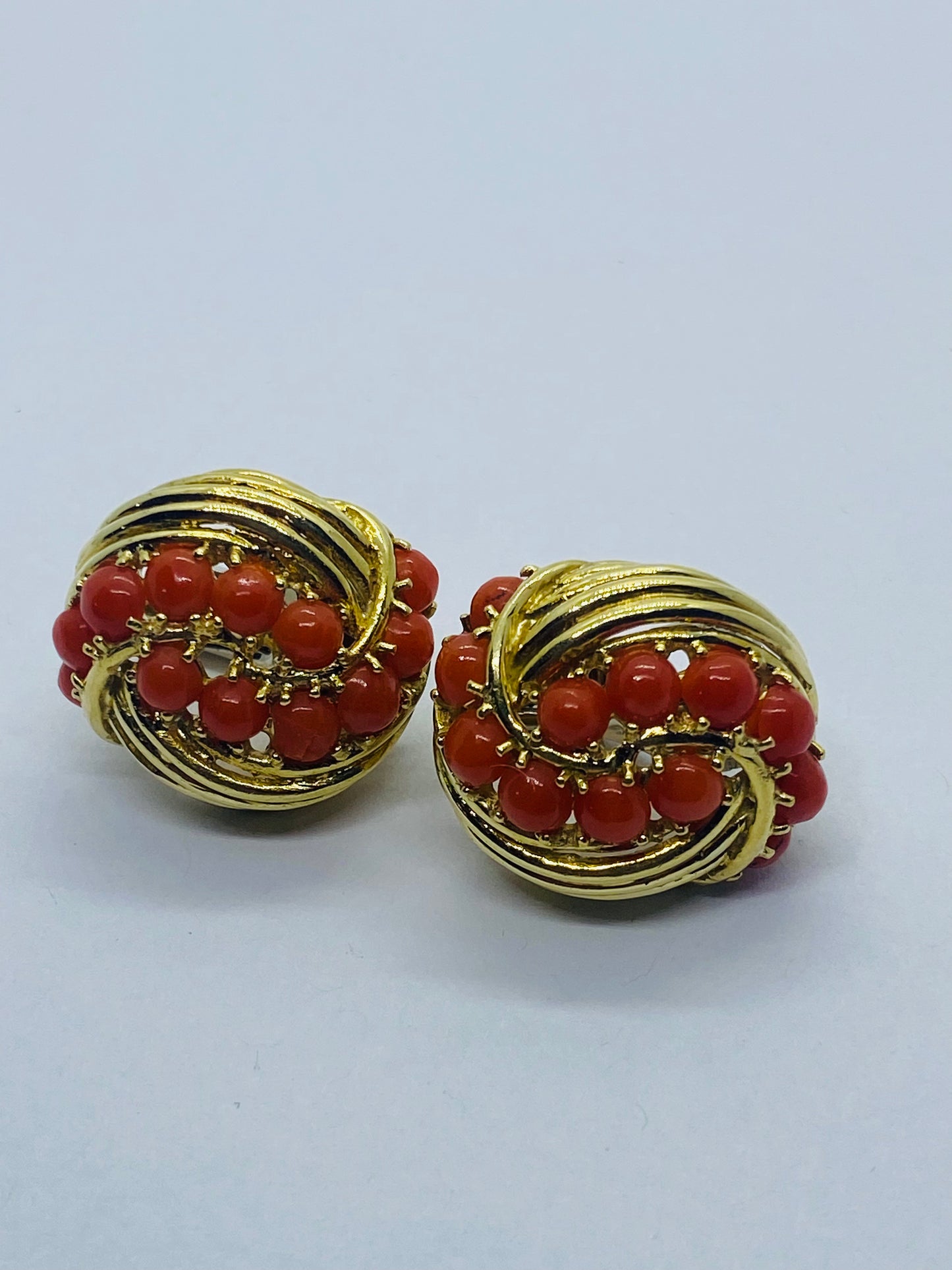 Tiffany 18k Gold Earrings Coral Clip On Earrings 750. Box, Pouch, Ribbon Bag