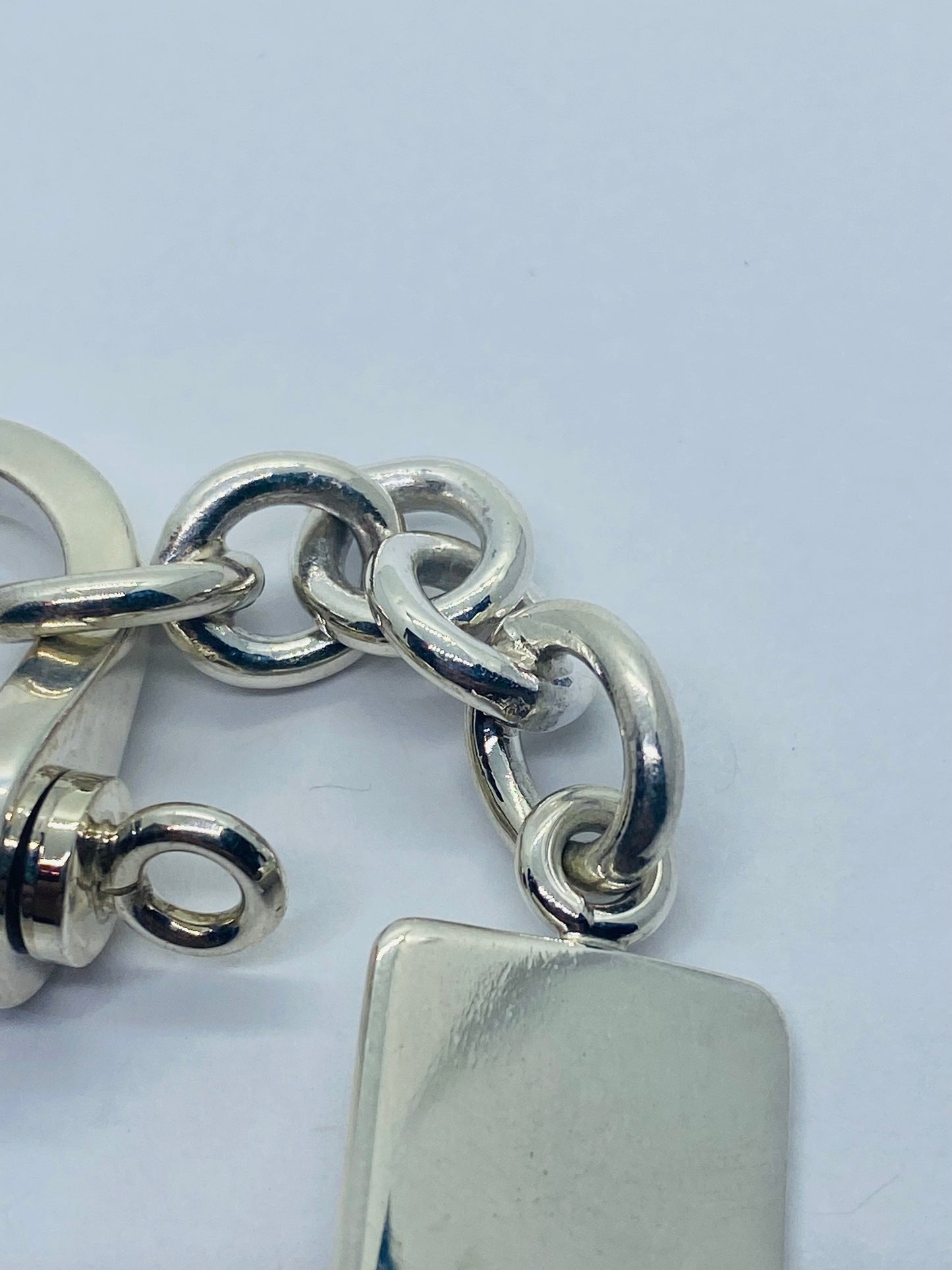 Tiffany & Co VINTAGE Shackle and ID  Tag Key Ring KEYRING, KEYCHAIN 3.25”
