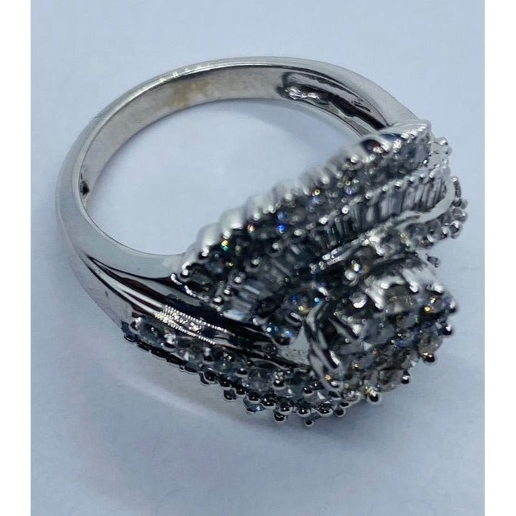 10K White Gold Cluster Diamond Ring Size 7 1.87CT